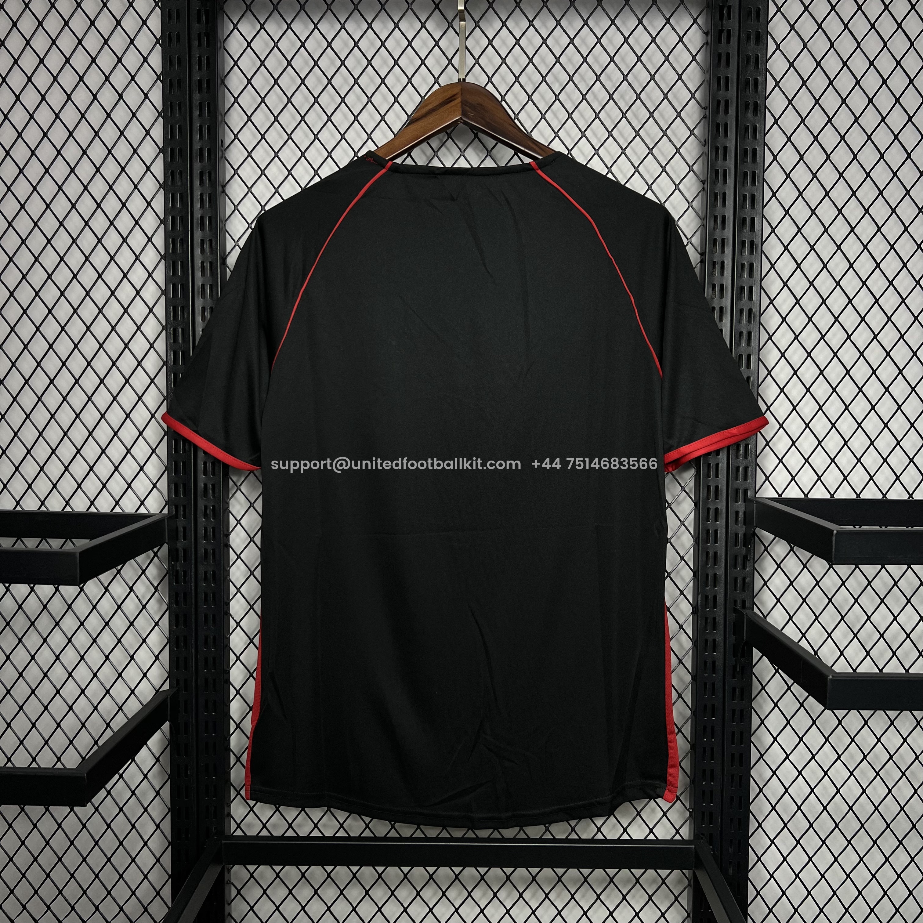 Unitedfootballkit.com | Retro Sunderland 2005-06 Away Jersey -Customize Name, Number and Patch | Worldwide Shipping