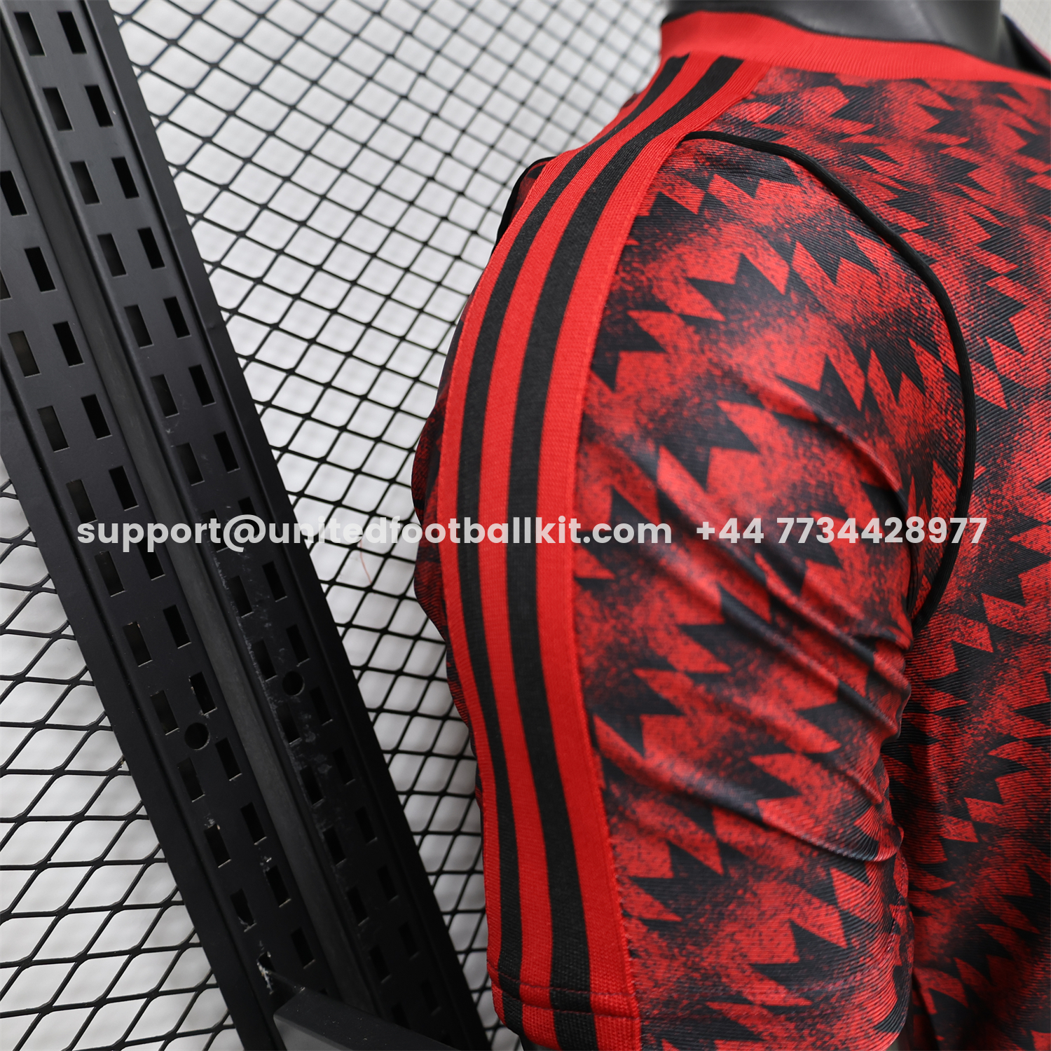 Unitedfootballkit.com | Manchester United 26-27 Terrace Icon Retro Casual Style Red Jersey - Player Version -Customize Name, Number and Patch | Worldwide Shipping