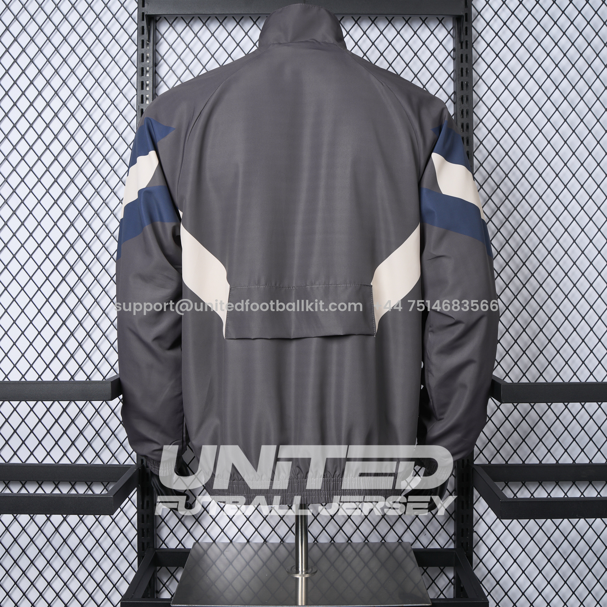 Unitedfootballkit.com | Real Madrid 24-25 Throwback Windbreaker Jacket - Grey -Customize Name, Number and Patch | Worldwide Shipping