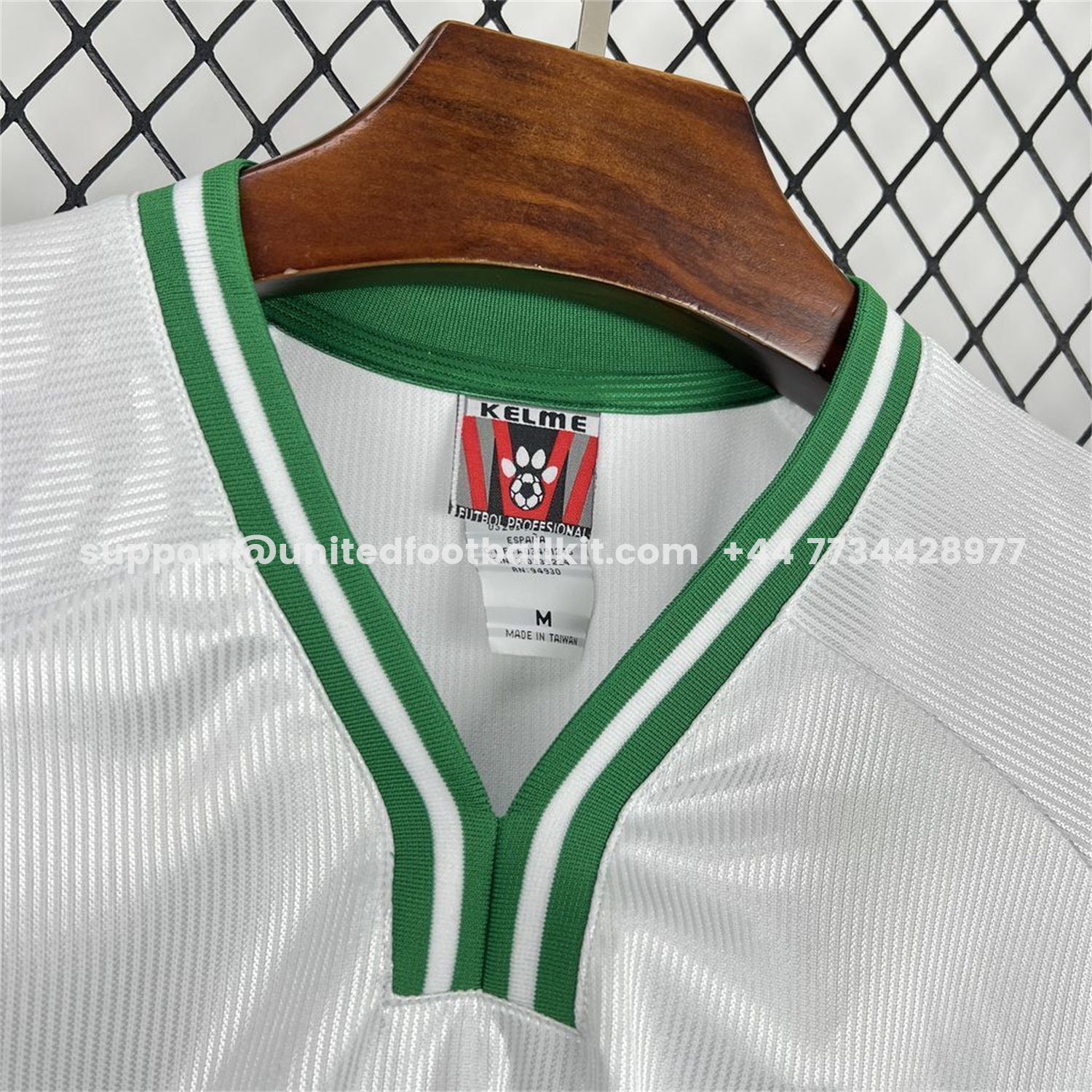 Unitedfootballkit.com | Retro Celta Vigo 2003-04 Away Jersey -Customize Name, Number and Patch | Worldwide Shipping