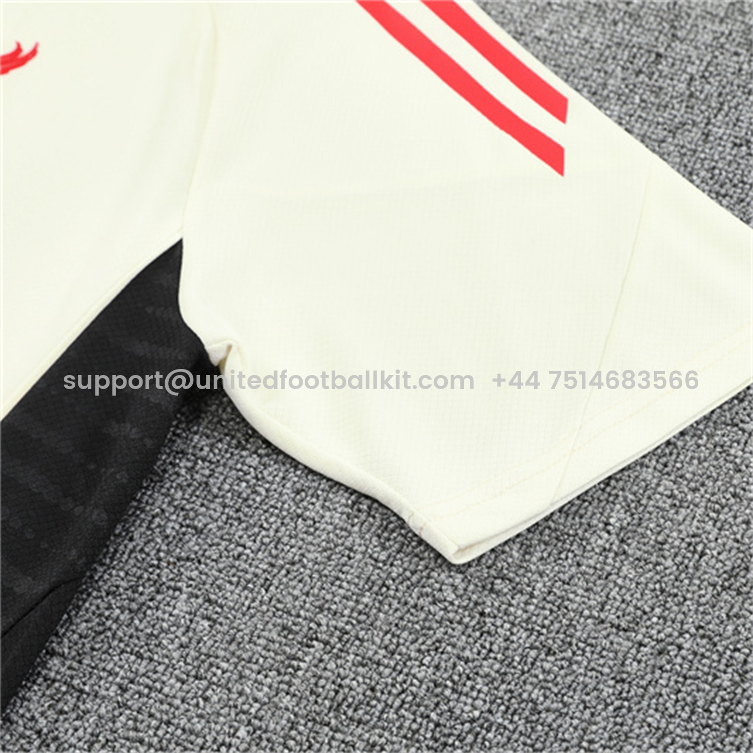 Unitedfootballkit.com | Liver.pool 25-26 Kids Short-Sleeve Training Set Off White Top & Black Shorts -Customize Name, Number and Patch | Worldwide Shipping
