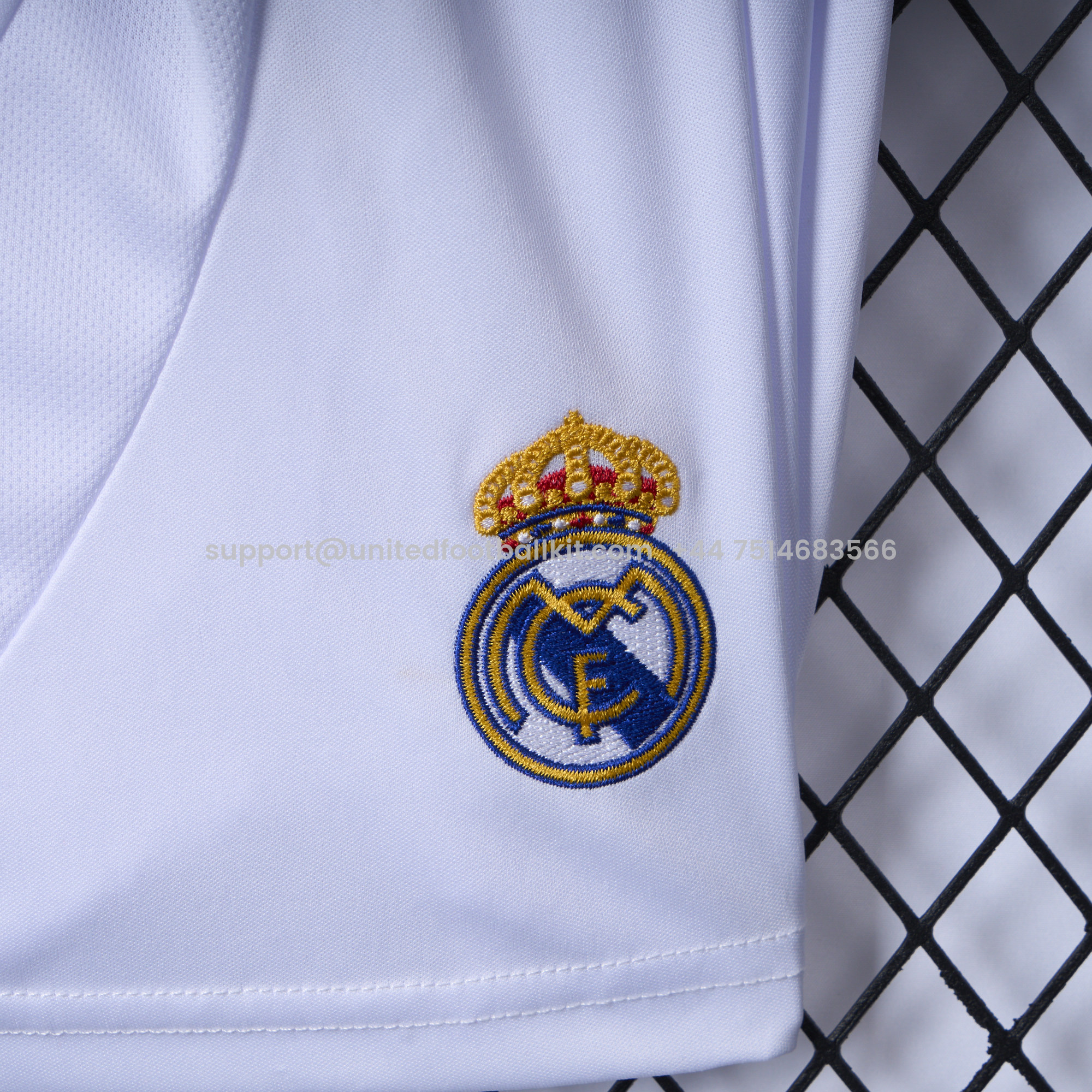 Unitedfootballkit.com | Real Madrid 24-25 Home Long Sleeve Kids Kit -Customize Name, Number and Patch | Worldwide Shipping