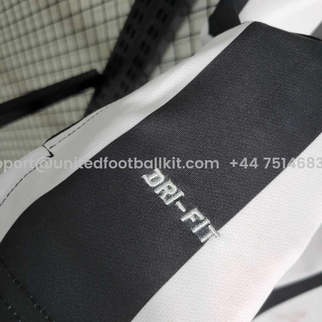 Unitedfootballkit.com | Retro Juventus 2014-15 Home Stadium Jersey -Customize Name, Number and Patch | Worldwide Shipping