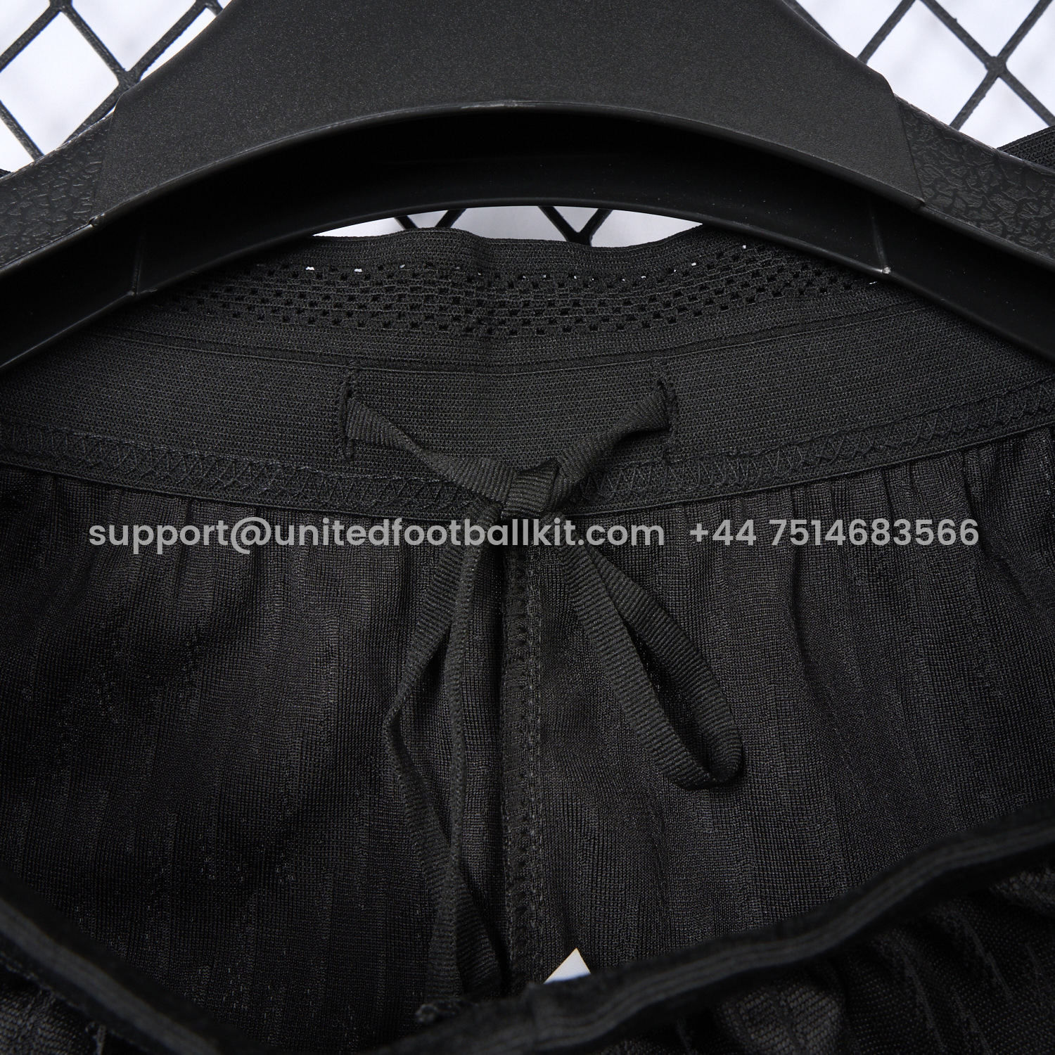 Unitedfootballkit.com | Liver.pool 24-25 Black Training Pants - Player Version -Customize Name, Number and Patch | Worldwide Shipping