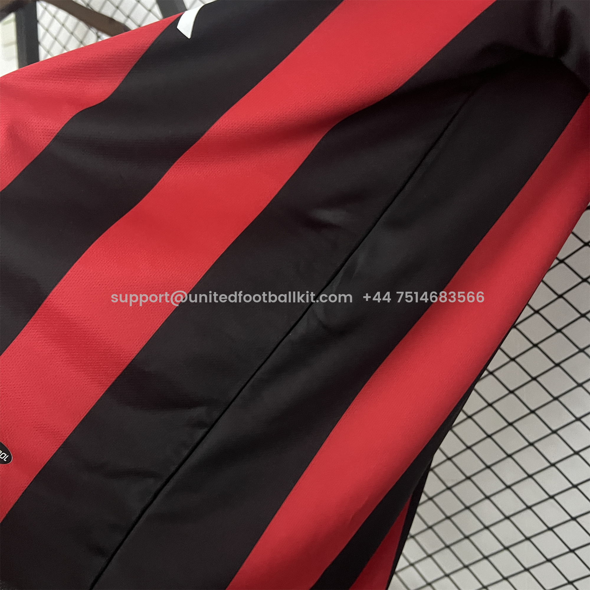 Unitedfootballkit.com | Retro AC Milan 2003-04 Home Jersey -Customize Name, Number and Patch | Worldwide Shipping