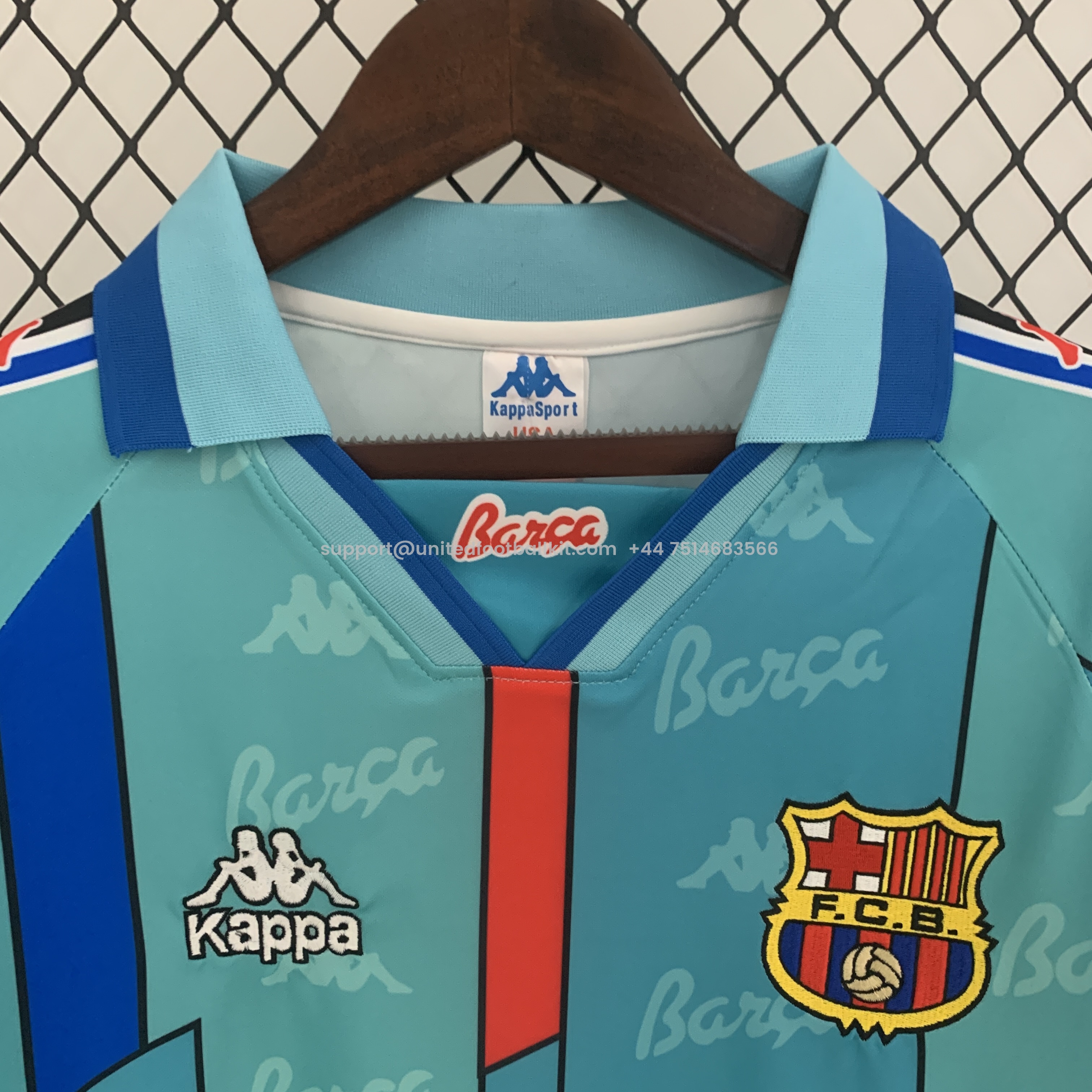 Unitedfootballkit.com | Retro Barcelona 96-97 Away Stadium Long Sleeve Jersey -Customize Name, Number and Patch | Worldwide Shipping