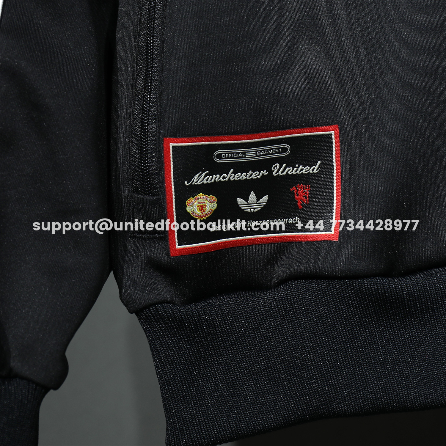 Unitedfootballkit.com | Manchester United 25-26 Red Lines Training Set - Black Top and Black Pants -Customize Name, Number and Patch | Worldwide Shipping