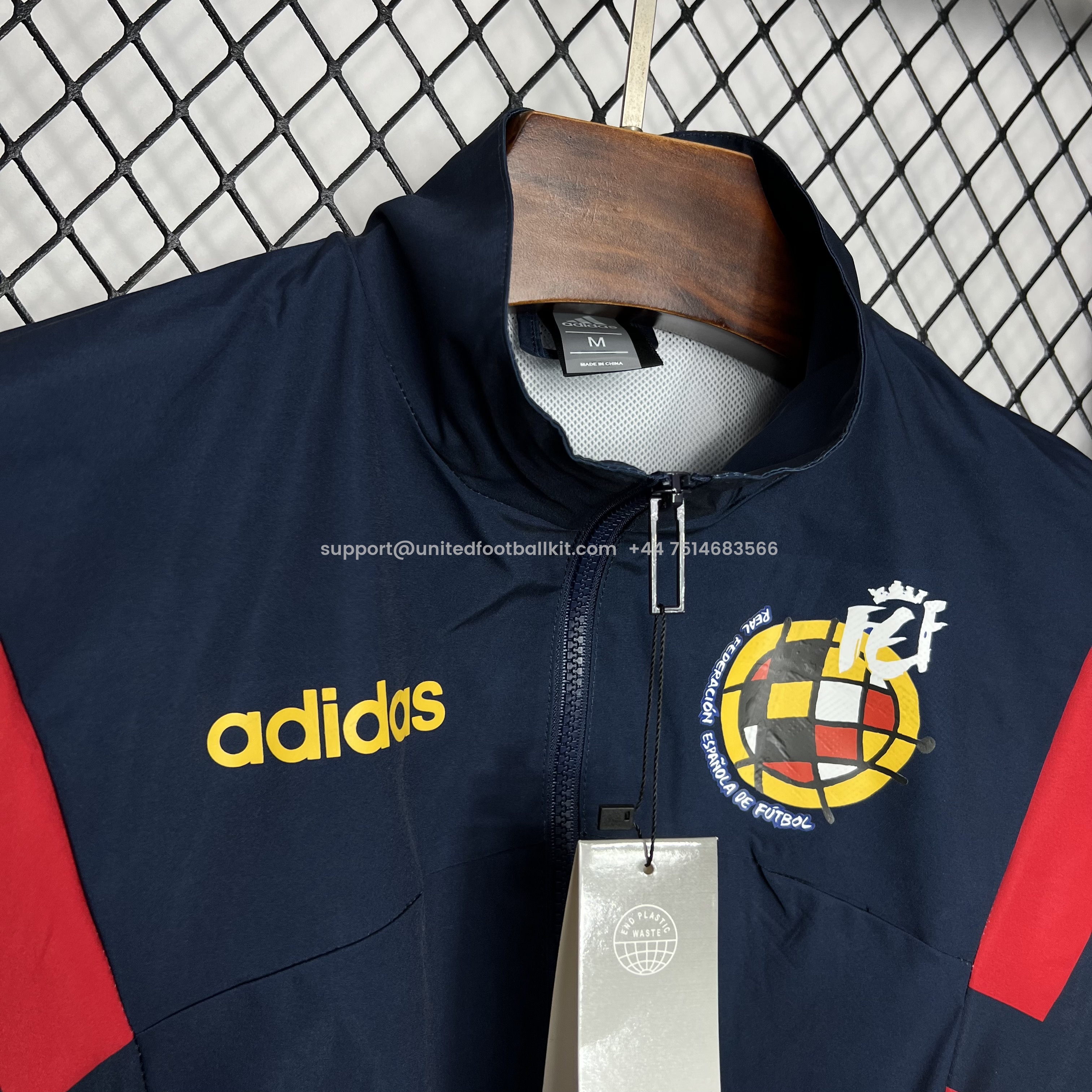 Unitedfootballkit.com | Spain 2024 Retro Style Player Windbreaker Jacket - Deep Blue -Customize Name, Number and Patch | Worldwide Shipping