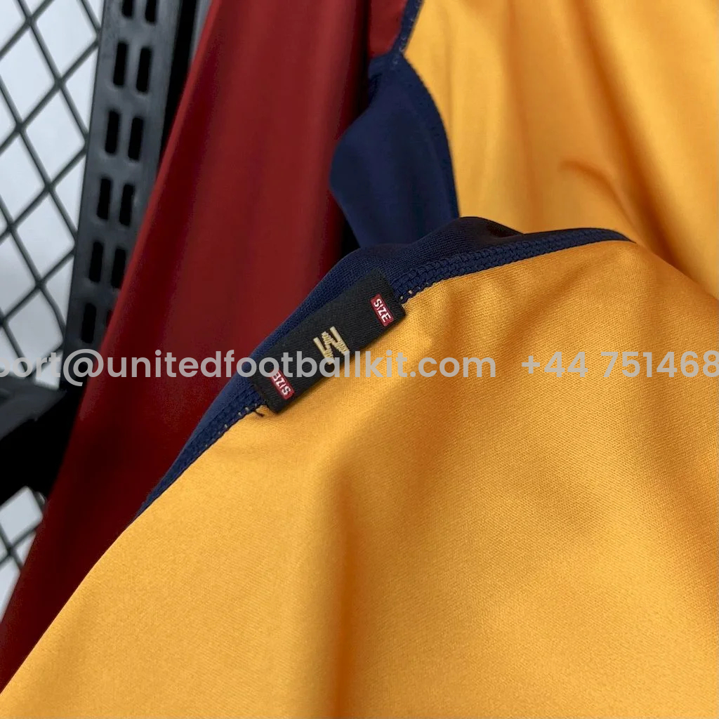 Unitedfootballkit.com | Retro Roma 2001-02 Home Long Sleeves Jersey -Customize Name, Number and Patch | Worldwide Shipping