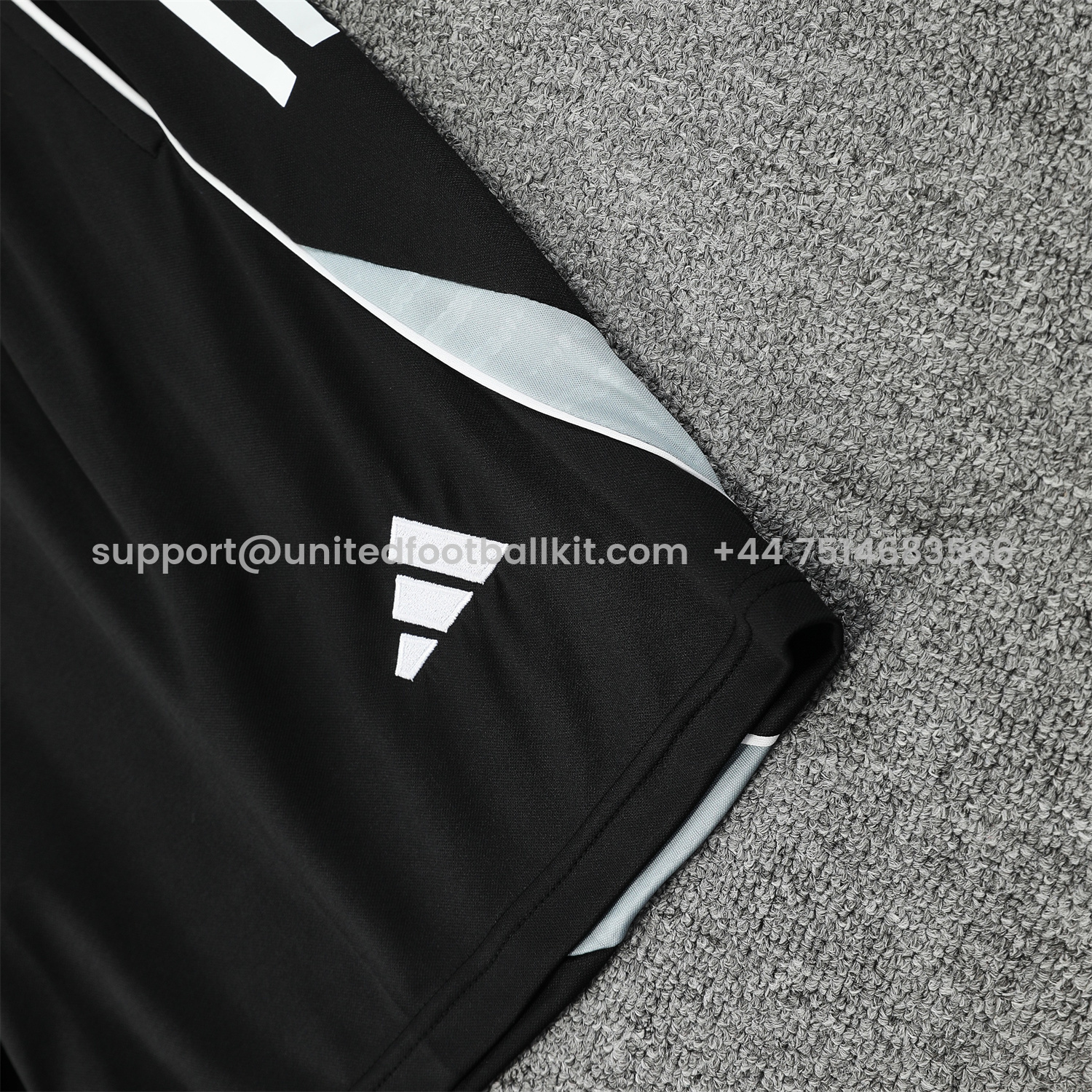 Unitedfootballkit.com | Real Madrid 25-26 Vest Training Set - Blue Purple Curve Pattern Vest & Black Shorts -Customize Name, Number and Patch | Worldwide Shipping