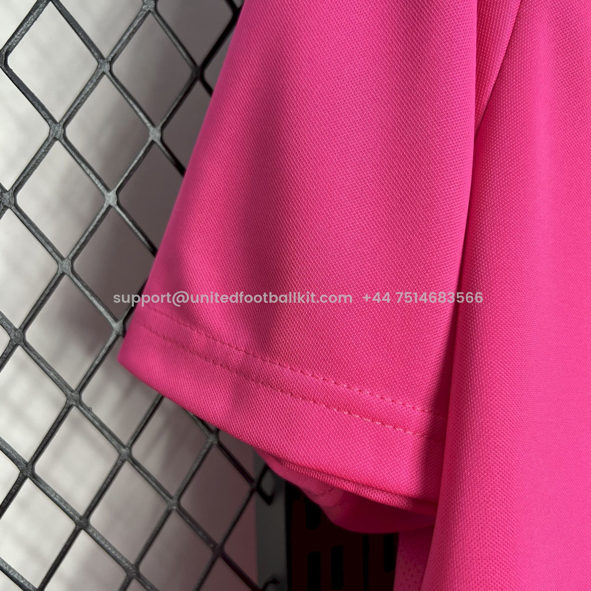 Unitedfootballkit.com | Sporting CP Portugal 24-25 Pink October Jersey - Fans Version -Customize Name, Number and Patch | Worldwide Shipping