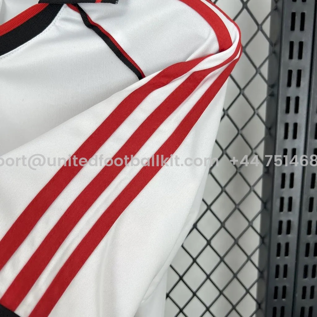 Unitedfootballkit.com | Retro River Plate 2000-01 Home Jersey -Customize Name, Number and Patch | Worldwide Shipping