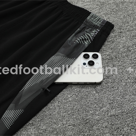 Unitedfootballkit.com | Al Nassr Riyadh Victory 24-25 Long Sleeve Training Set - Black -Customize Name, Number and Patch | Worldwide Shipping