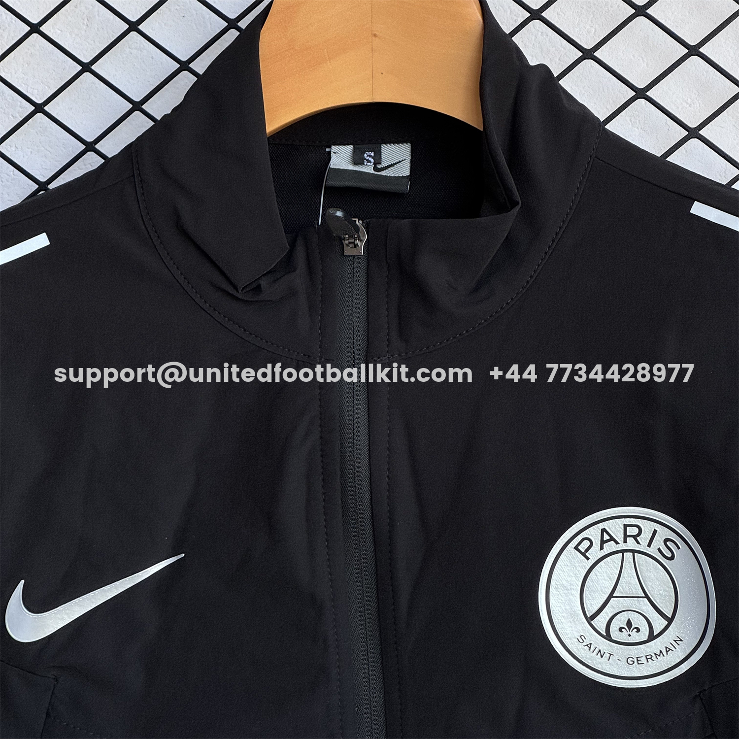 Unitedfootballkit.com | Paris Saint-Germain PSG 25-26 Windbreaker Training Set - Black Top and Pants -Customize Name, Number and Patch | Worldwide Shipping