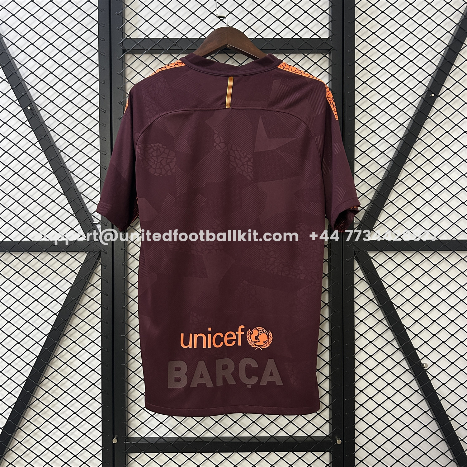 Unitedfootballkit.com | Retro Barcelona 17-18 Third Jersey -Customize Name, Number and Patch | Worldwide Shipping