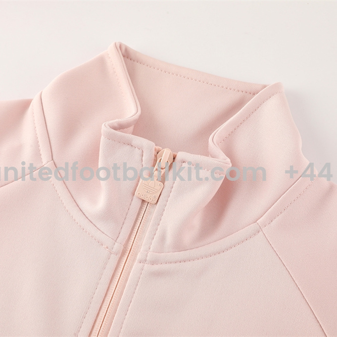 Unitedfootballkit.com | Real Madrid 24-25 Jacket Training Tracksuit - Light Pink Top and Black Pants -Customize Name, Number and Patch | Worldwide Shipping