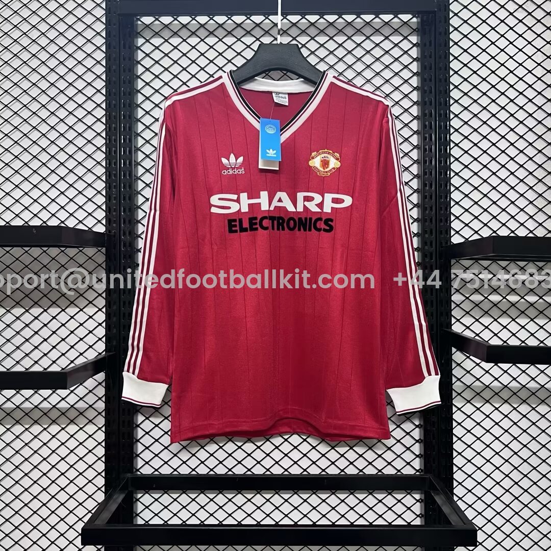 Unitedfootballkit.com | Retro Manchester United 82-83 Home Long Sleeve Jersey -Customize Name, Number and Patch | Worldwide Shipping