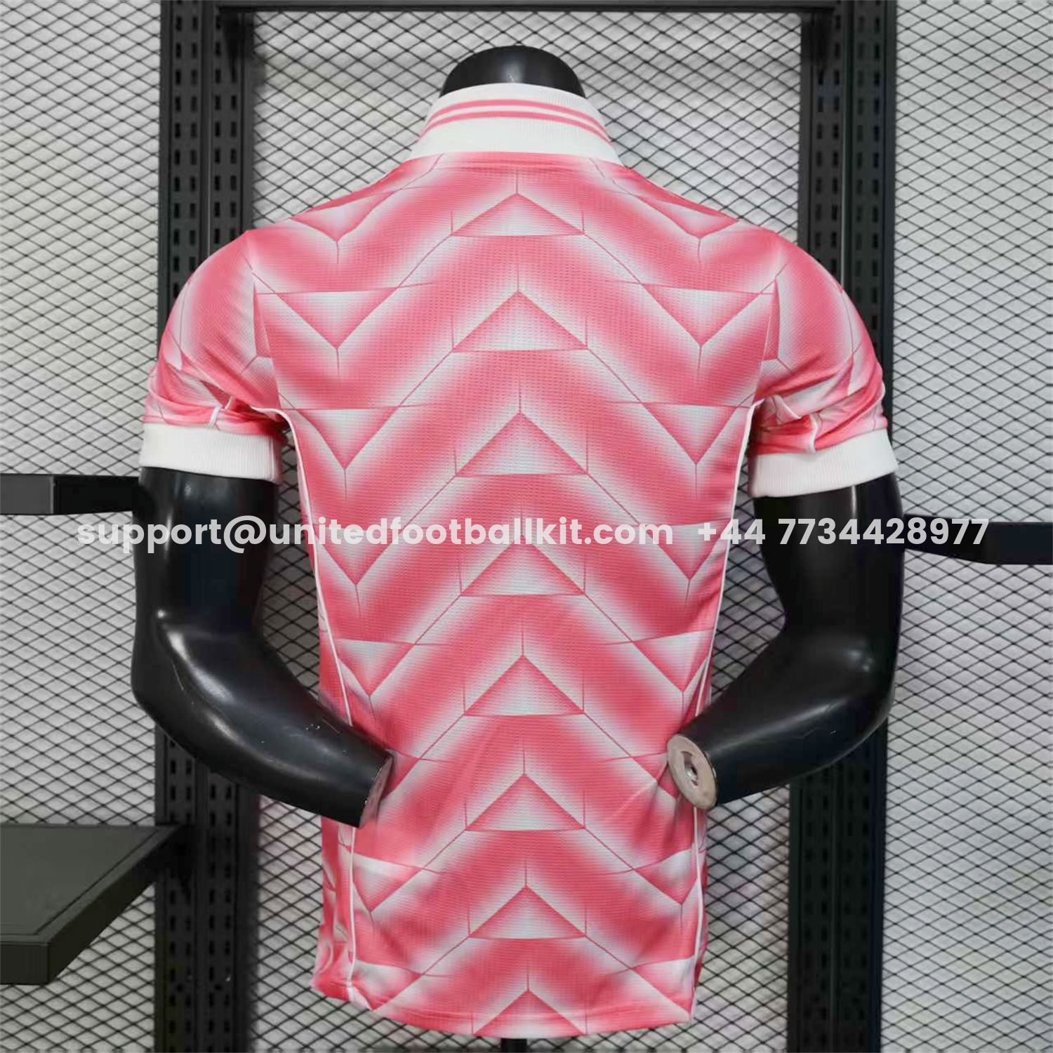 Unitedfootballkit.com | Real Madrid 25-26 Refracted Pink Light White Special Jersey - Player Version -Customize Name, Number and Patch | Worldwide Shipping