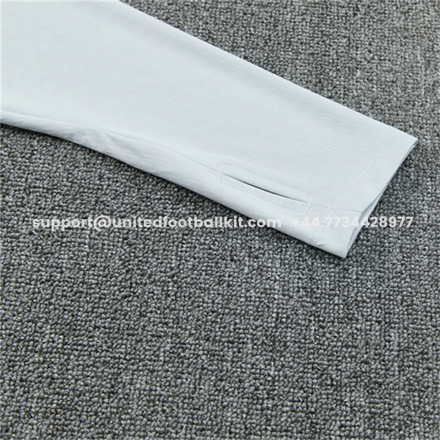 Unitedfootballkit.com | Spain 2026 Long Sleeve Training Set - Black Top & Black Pants -Customize Name, Number and Patch | Worldwide Shipping