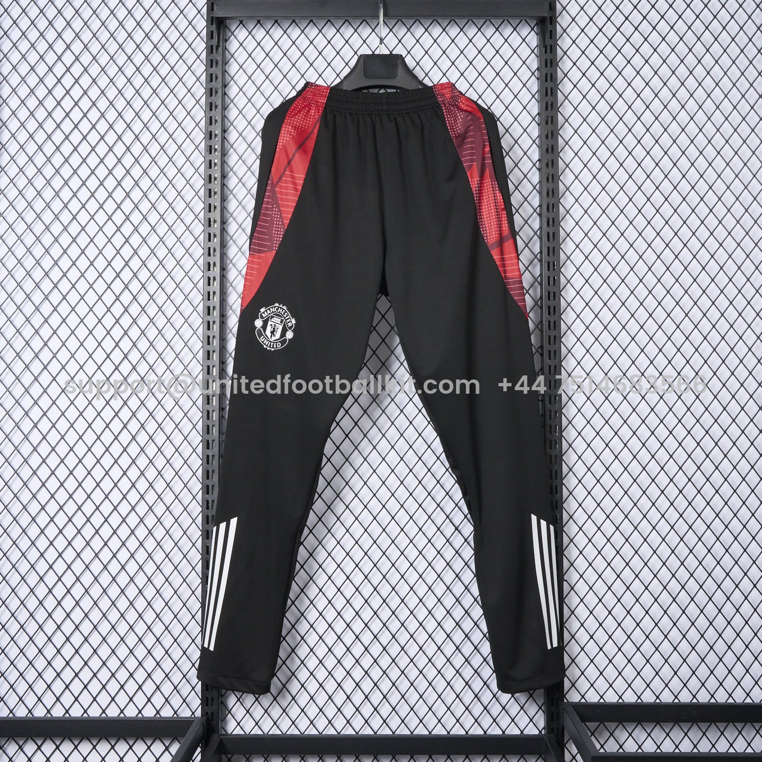 Unitedfootballkit.com | Manchester United 25-26 Black Training Pants - Player Version -Customize Name, Number and Patch | Worldwide Shipping