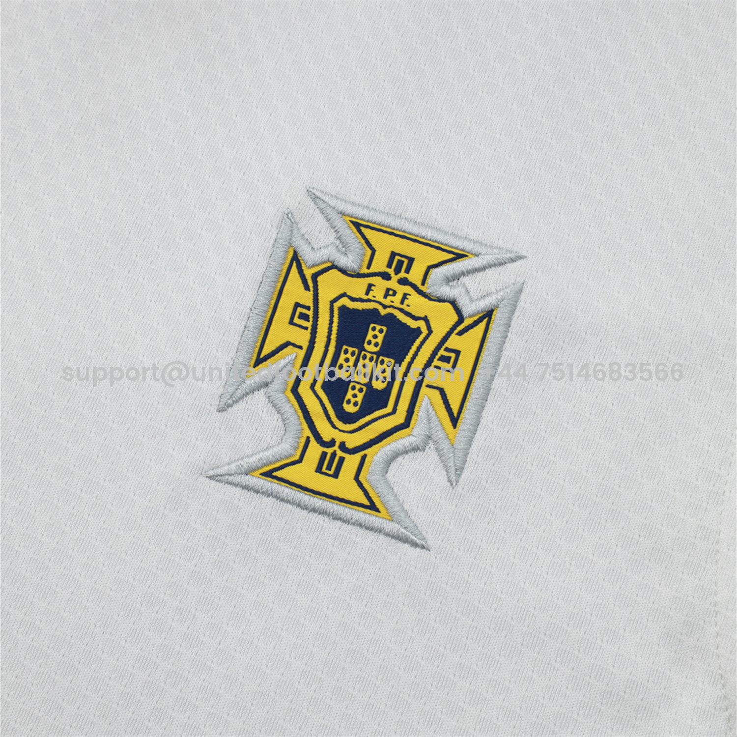 Unitedfootballkit.com | Portugal 25-26 Vest Training Set - Off White Top and Deep Blue Shorts -Customize Name, Number and Patch | Worldwide Shipping