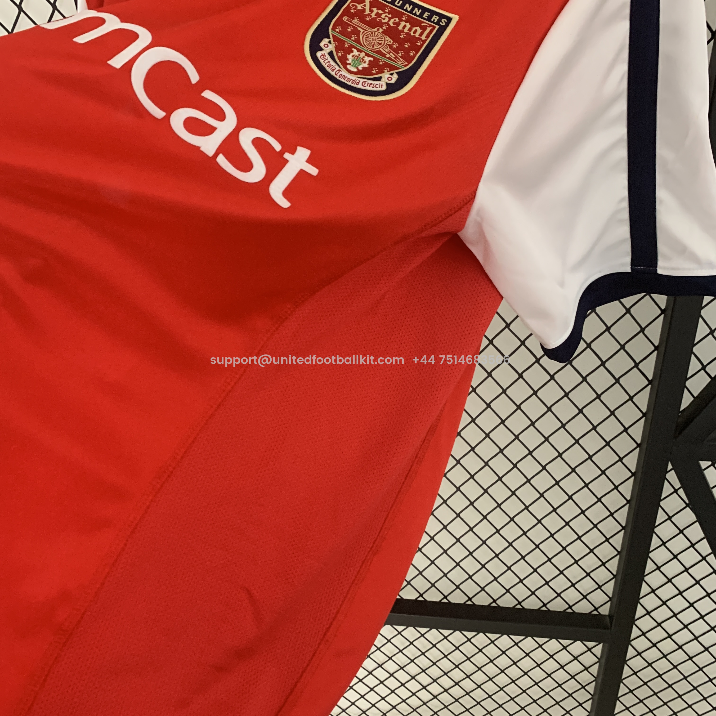 Unitedfootballkit.com | Retro Arsenal 01-02 Home Stadium Jersey -Customize Name, Number and Patch | Worldwide Shipping