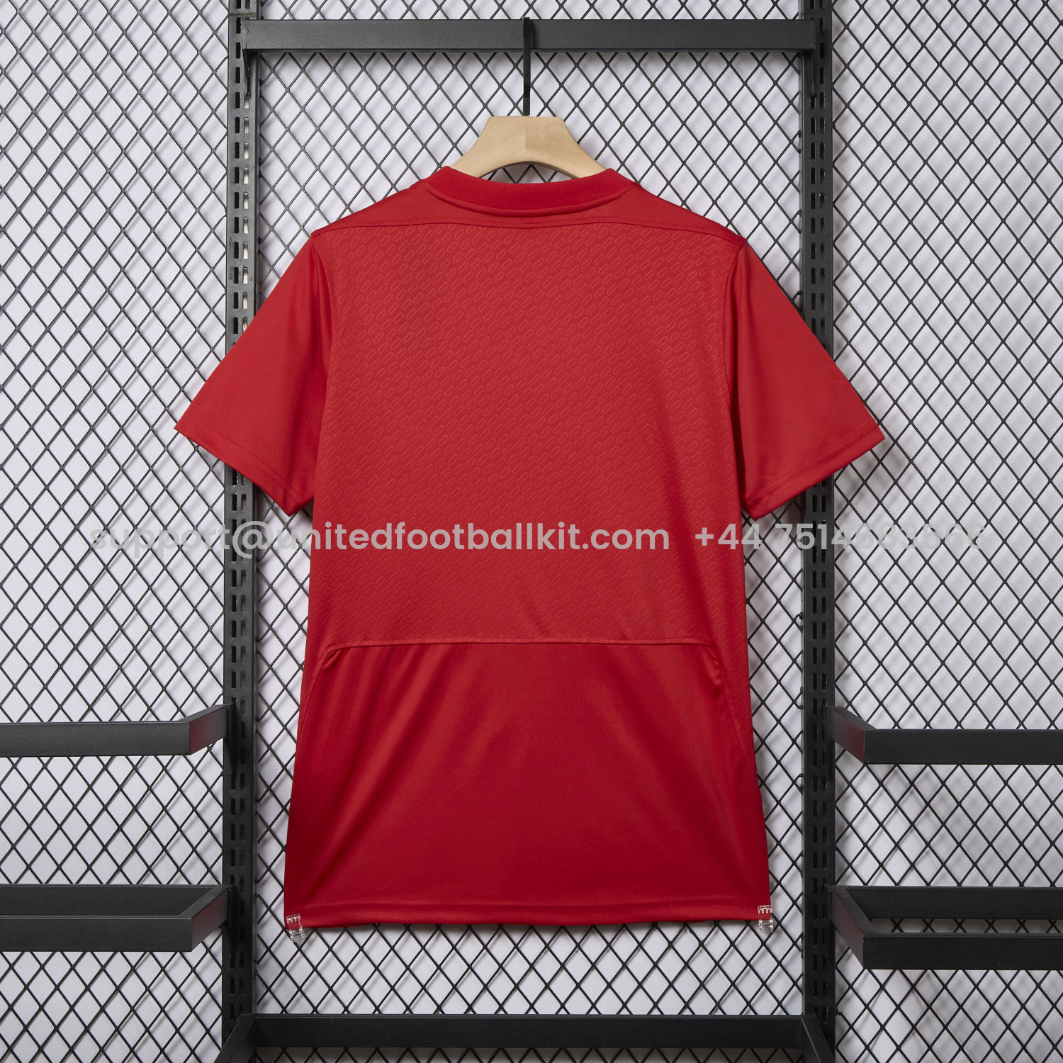 Unitedfootballkit.com | Liver.pool 25-26 Istanbul 2005 Anniversary Red Jersey - Fans Version -Customize Name, Number and Patch | Worldwide Shipping