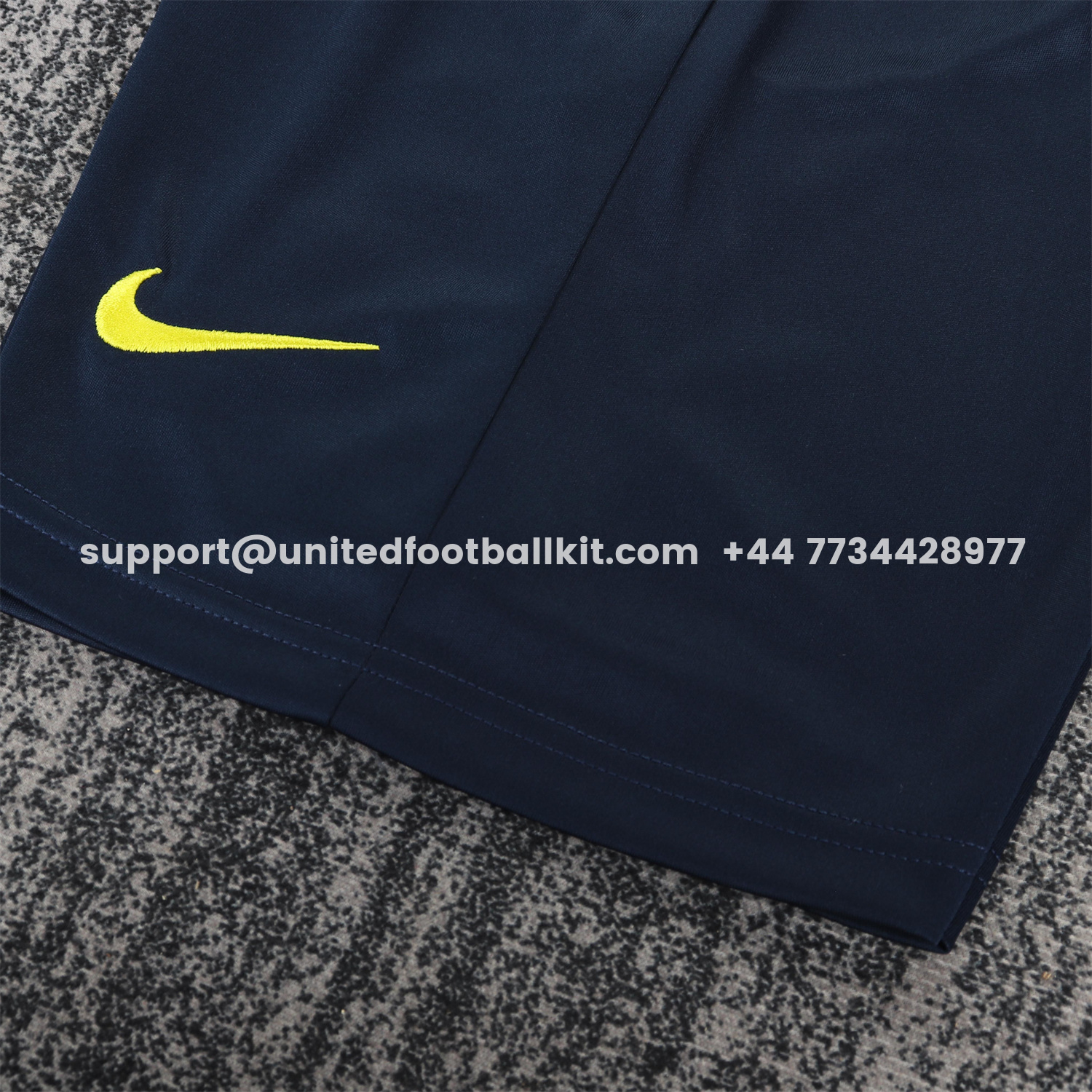 Unitedfootballkit.com | Retro Barcelona 2004-05 Away Kids Kit -Customize Name, Number and Patch | Worldwide Shipping