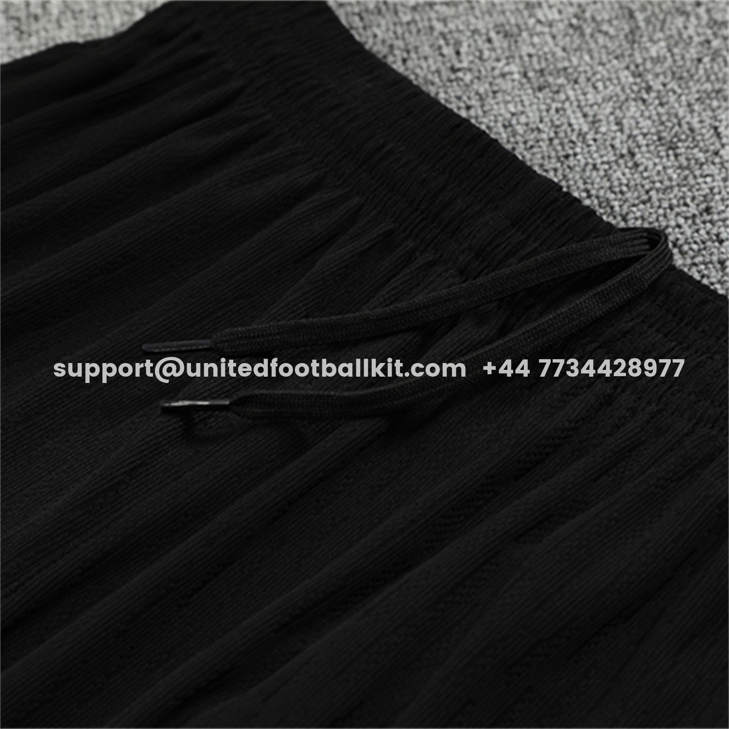 Unitedfootballkit.com | Paris Saint-Germain PSG 25-26 Long Sleeve Training Set - Player Version - White Top and Black Pants -Customize Name, Number and Patch | Worldwide Shipping