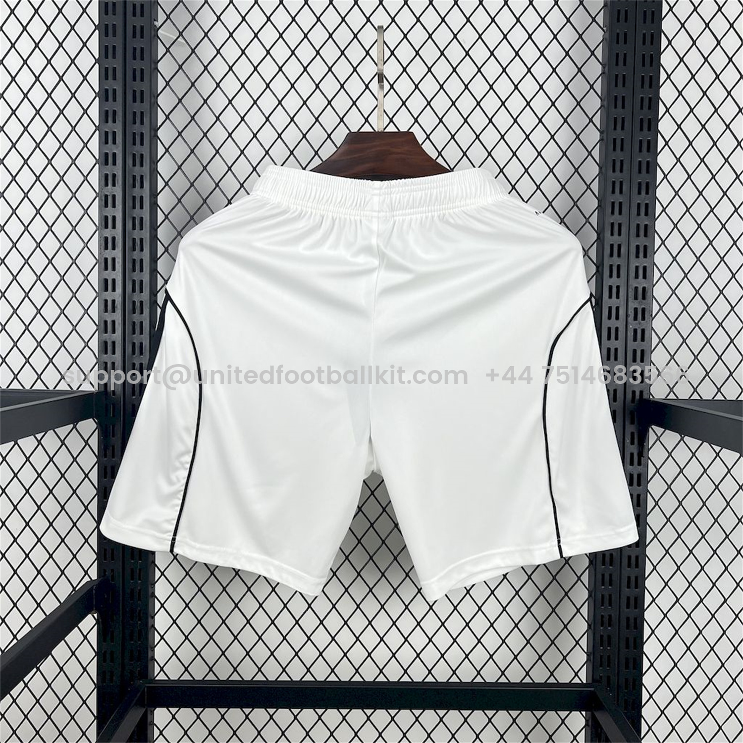 Unitedfootballkit.com | Manchester United 25-26 Home White Shorts - Fans Version -Customize Name, Number and Patch | Worldwide Shipping