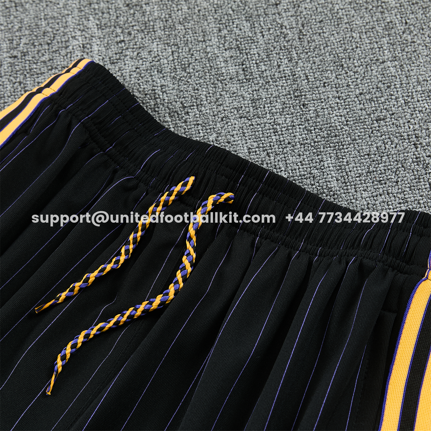 Unitedfootballkit.com | Manchester United 25-26 Retro Style Vest Training Set - Colors Top & Colors Pants -Customize Name, Number and Patch | Worldwide Shipping