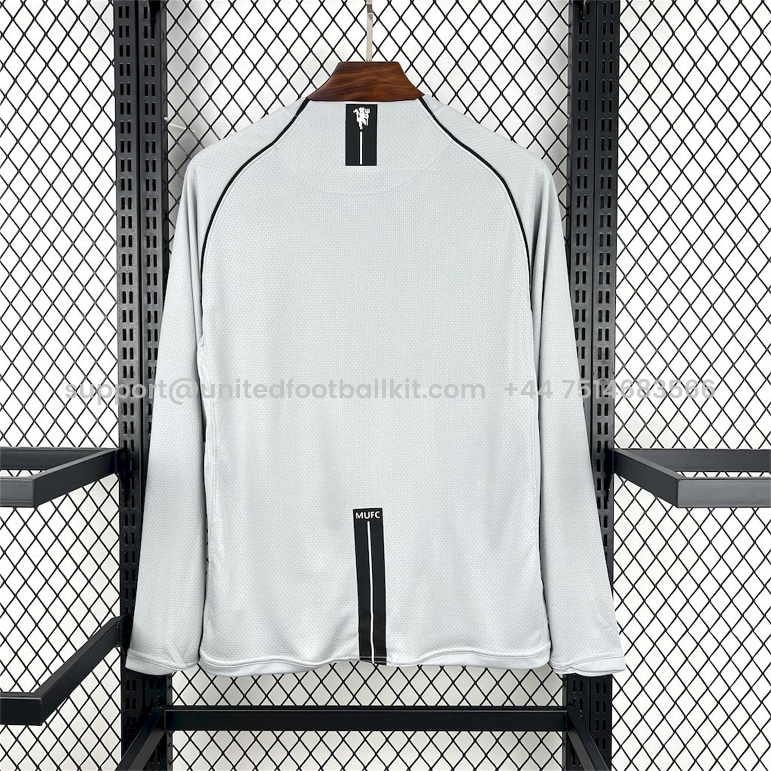 Unitedfootballkit.com | Retro Manchester United 2007-08 Grey Goalkeeper Long Sleeves Jersey -Customize Name, Number and Patch | Worldwide Shipping