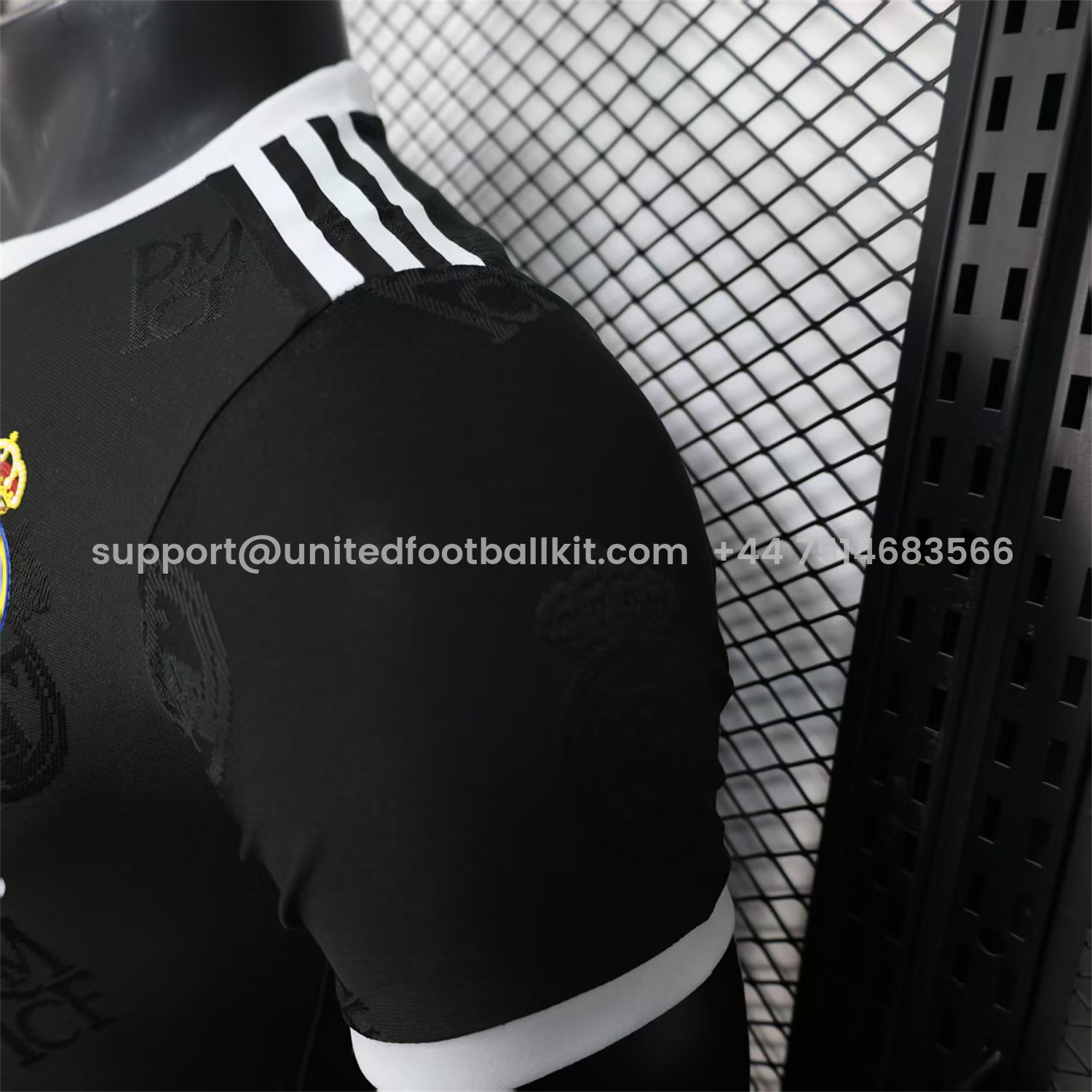 Unitedfootballkit.com | Real Madrid 25-26 Black Team Logo Jacquard Special Jersey - Player Version -Customize Name, Number and Patch | Worldwide Shipping