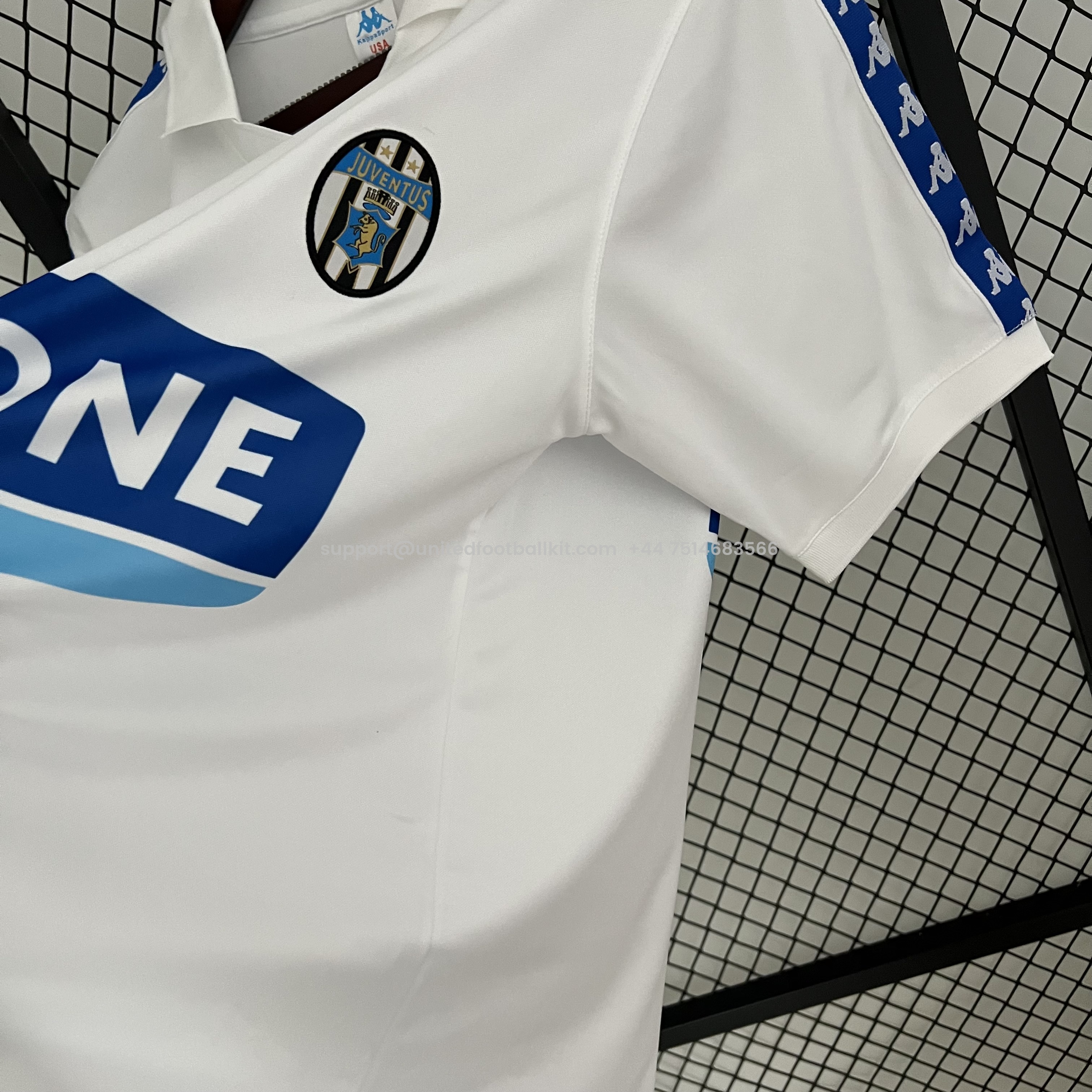 Unitedfootballkit.com | Retro Juventus 1990-92 White Training Jersey -Customize Name, Number and Patch | Worldwide Shipping