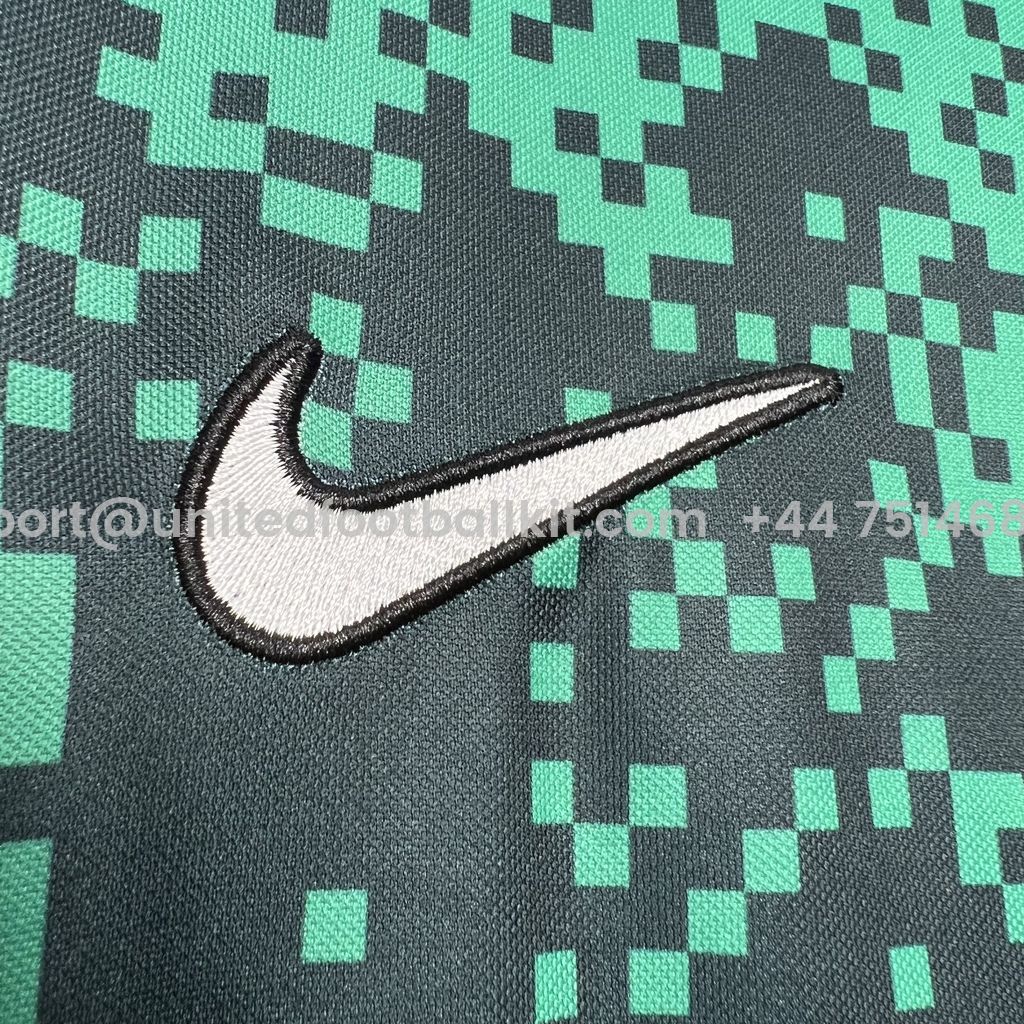 Unitedfootballkit.com | Sporting CP Portugal 24-25 Pre-match Jersey - Fans Version -Customize Name, Number and Patch | Worldwide Shipping