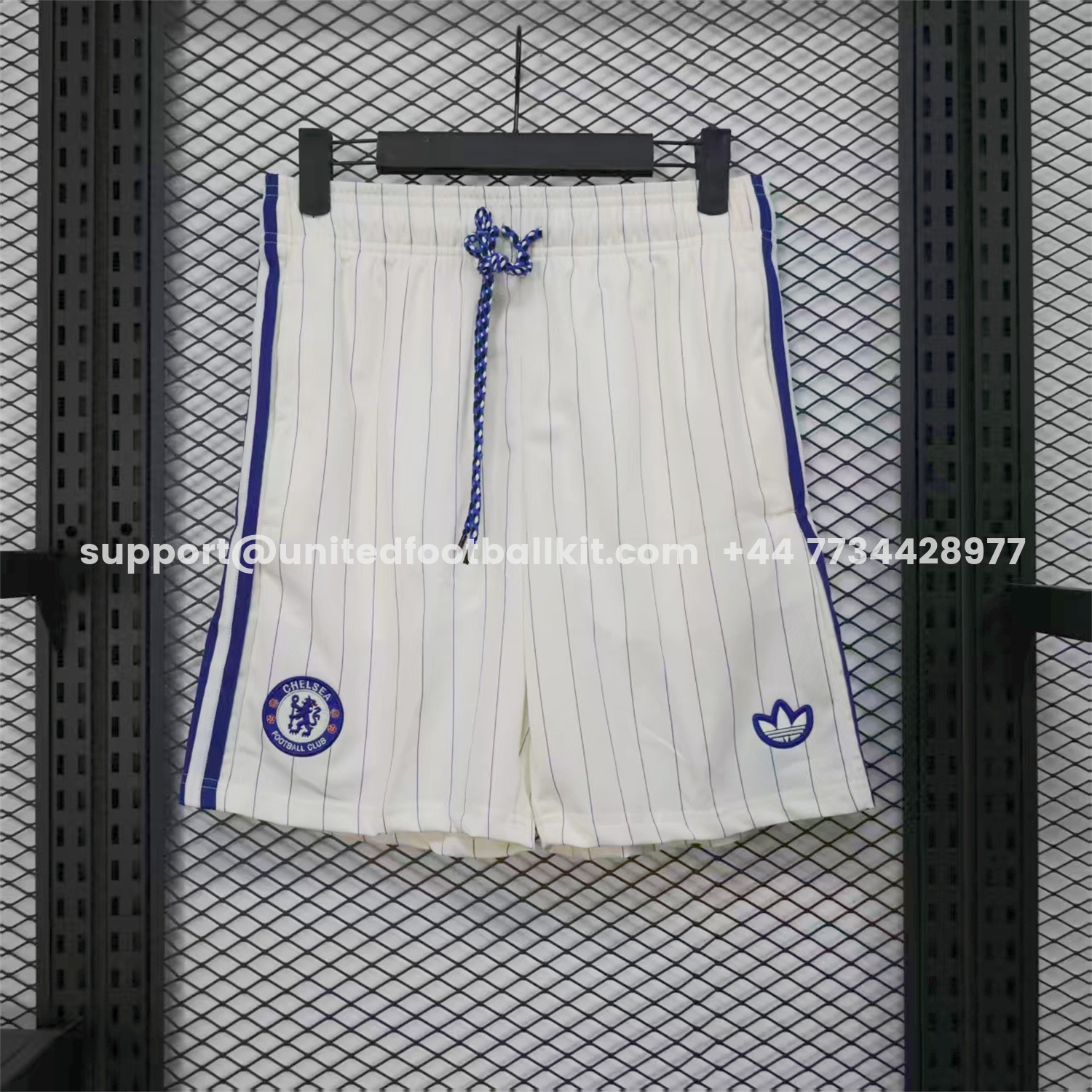 Unitedfootballkit.com | C.H.E.L.S.E.A 25-26 Trefoil White Travel Shorts - Player Version -Customize Name, Number and Patch | Worldwide Shipping