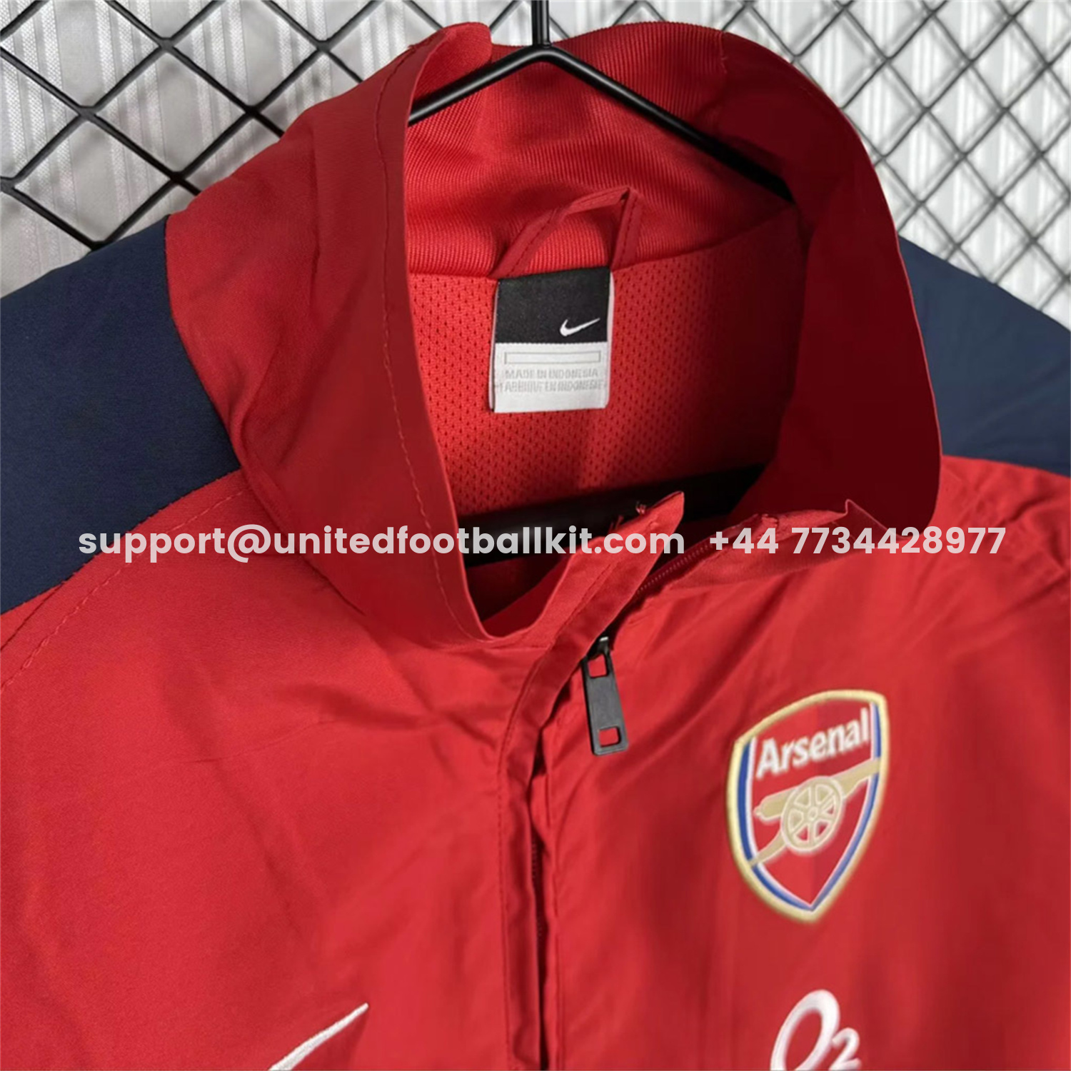 Unitedfootballkit.com | Retro Arsenal 2004-05 Home Windbreaker Jacket - Red -Customize Name, Number and Patch | Worldwide Shipping