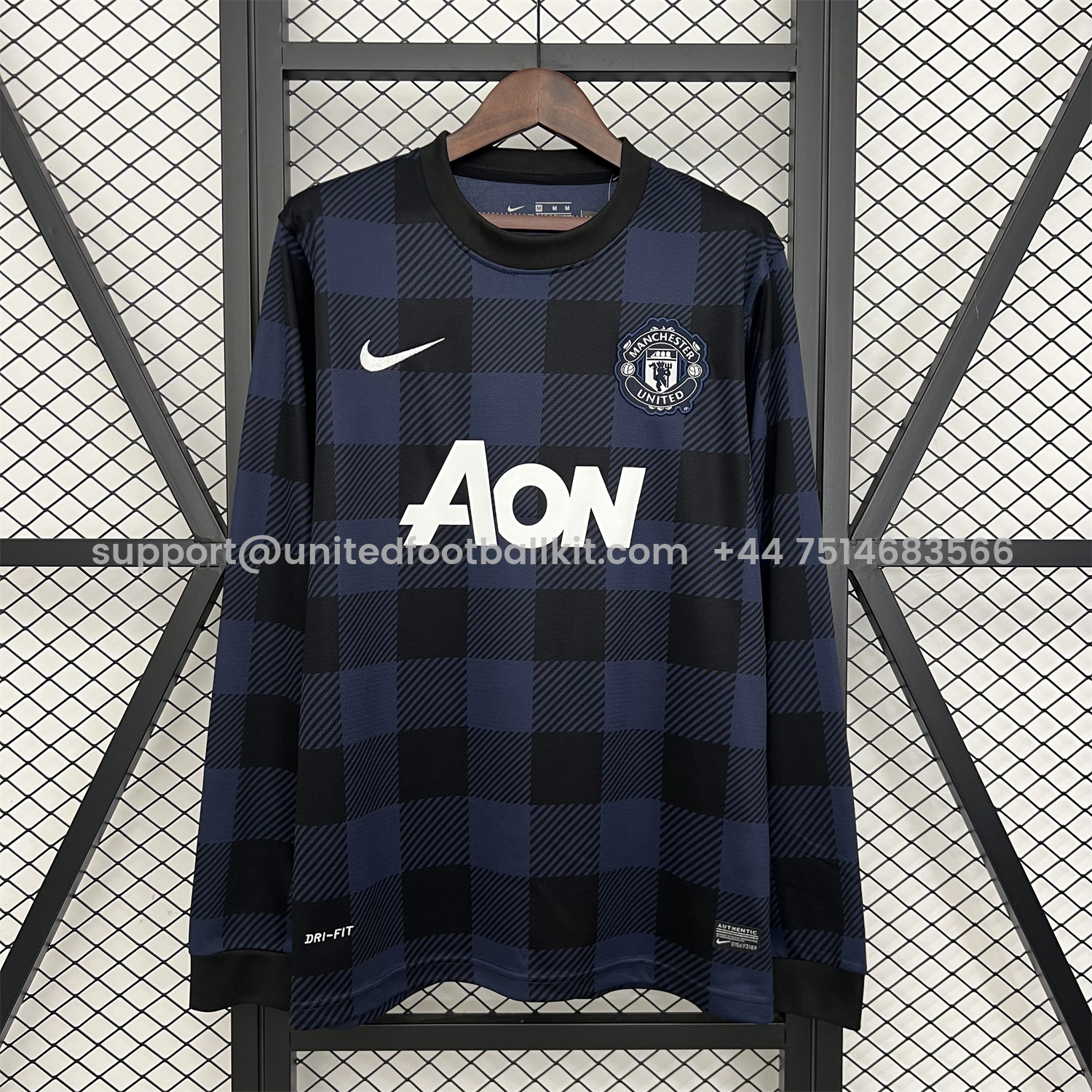 Unitedfootballkit.com | Retro Manchester United 13-14 Away Long Sleeves Jersey -Customize Name, Number and Patch | Worldwide Shipping