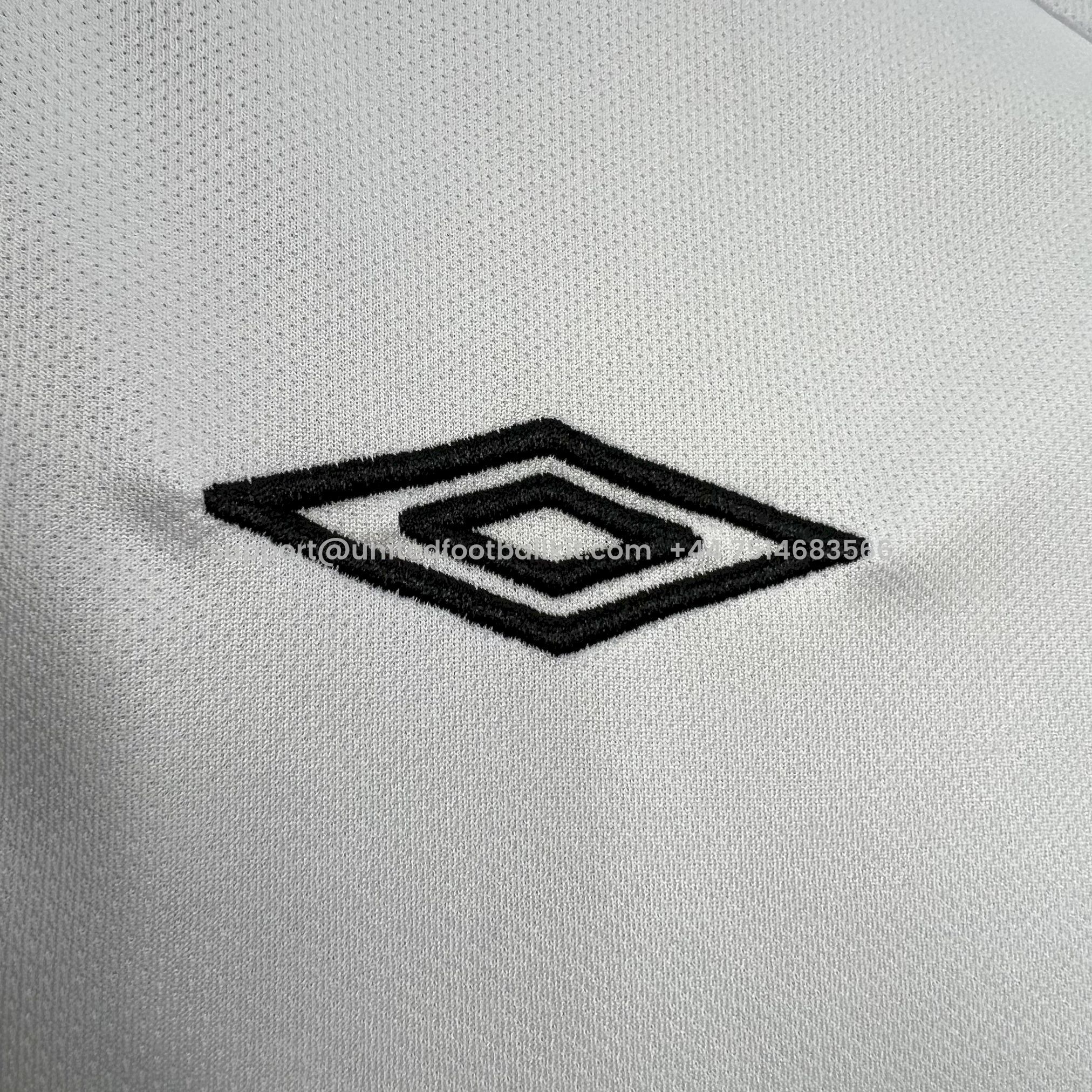 Unitedfootballkit.com | Retro Colo Colo 2006 Home Long Sleeve Jersey -Customize Name, Number and Patch | Worldwide Shipping