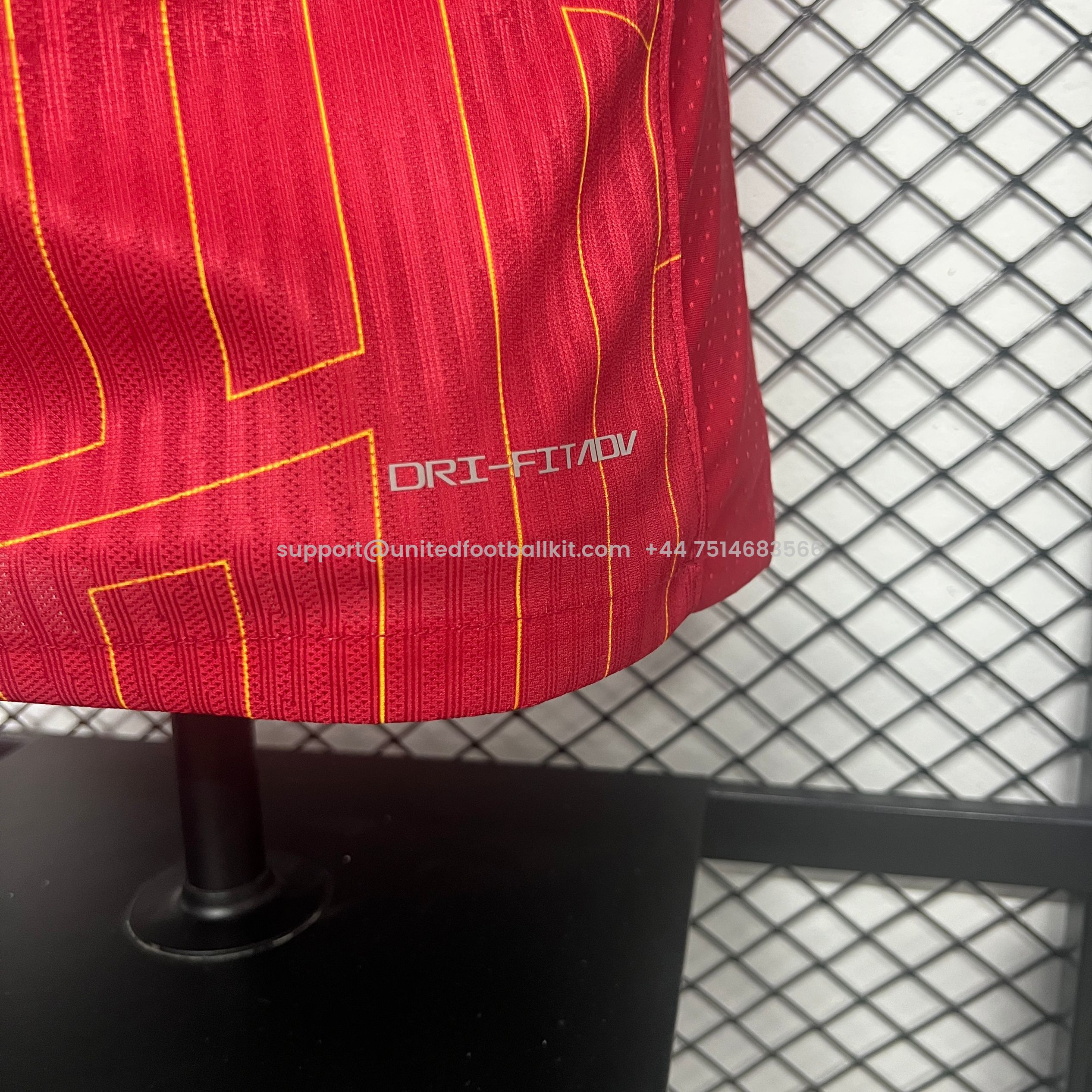 Unitedfootballkit.com | Liver.pool 24-25 Home Jersey with Golden Champions Patch - Player Version -Customize Name, Number and Patch | Worldwide Shipping