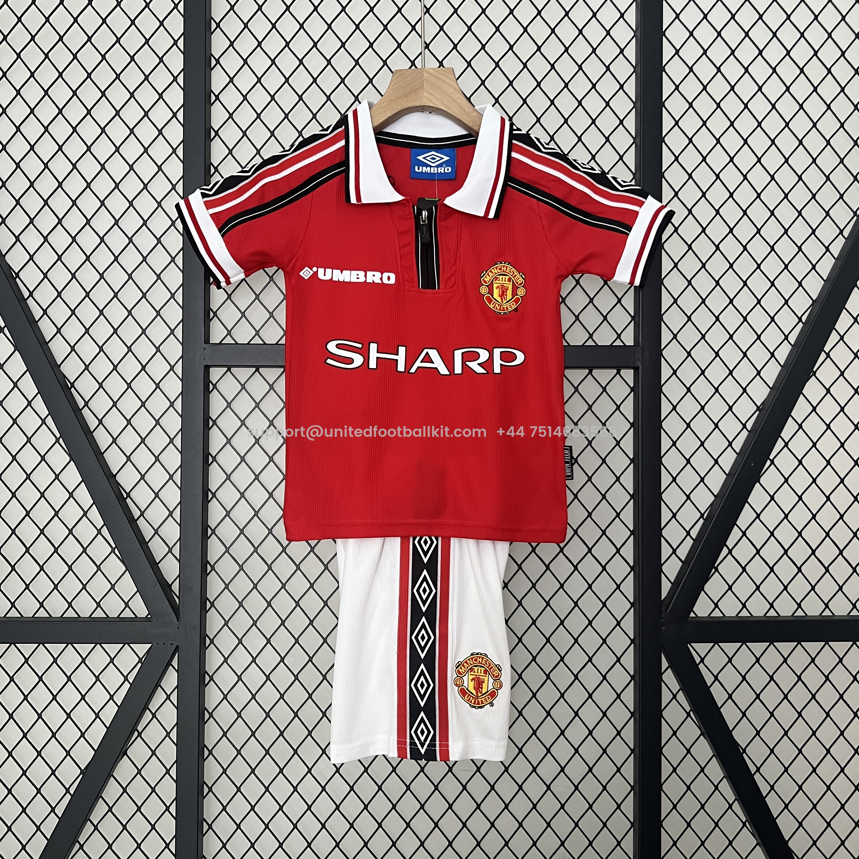 Unitedfootballkit.com | Retro Manchester United 1998-99 Home Stadium Kids Kit -Customize Name, Number and Patch | Worldwide Shipping