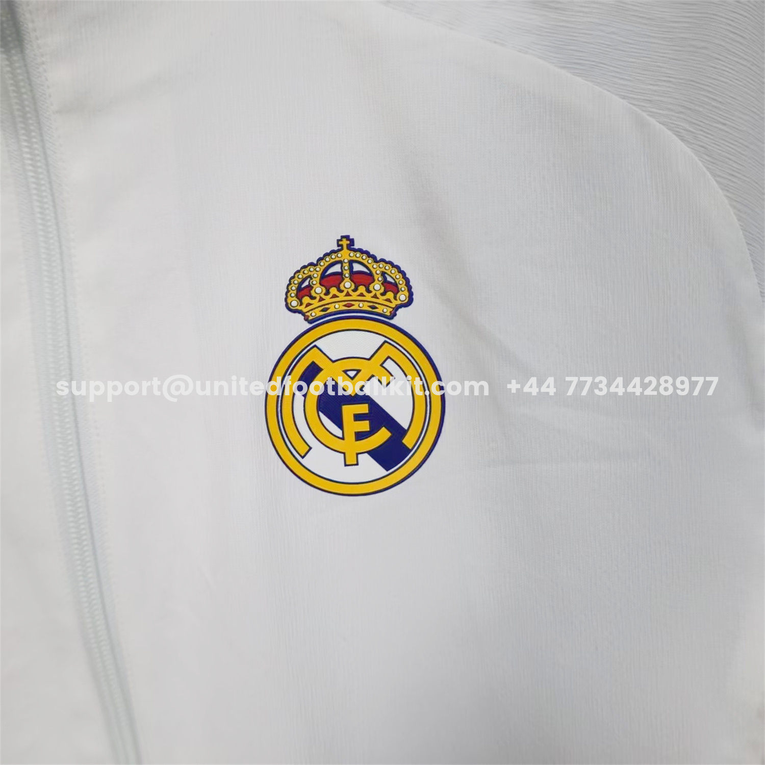 Unitedfootballkit.com | Real Madrid 25-26 White Windbreaker Jacket -Customize Name, Number and Patch | Worldwide Shipping