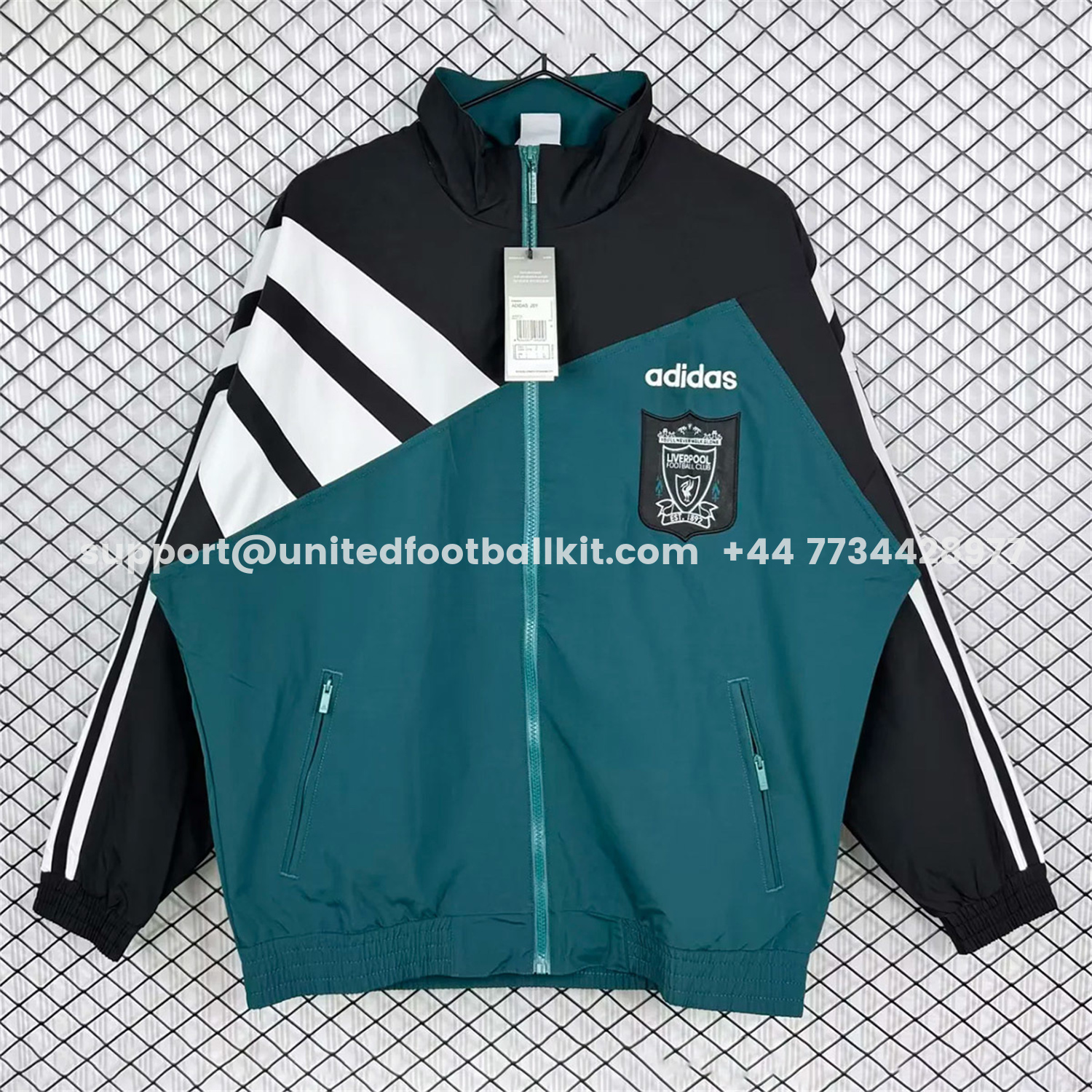 Unitedfootballkit.com | Retro Liver.pool 1995-96 Green And Black Windbreaker -Customize Name, Number and Patch | Worldwide Shipping