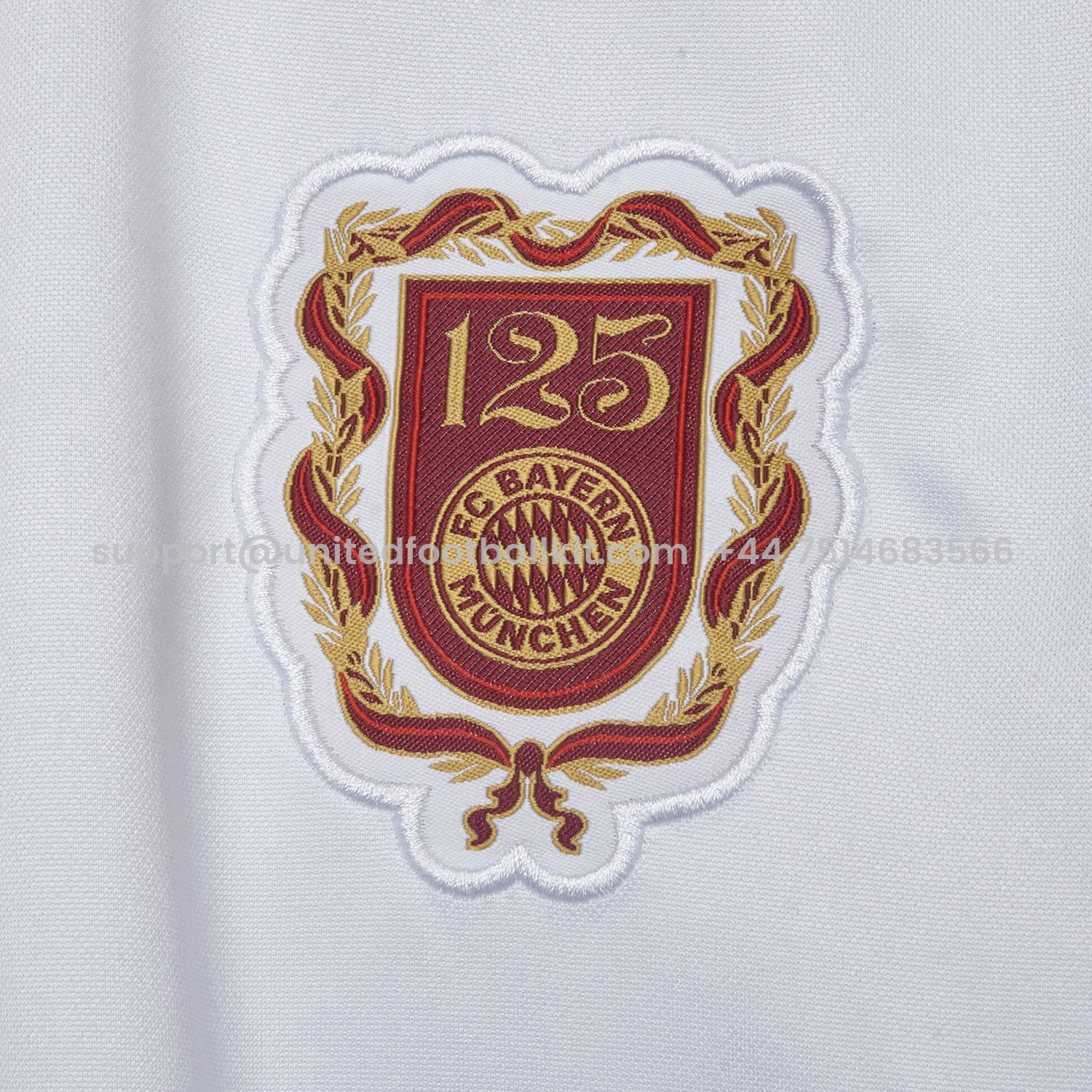 Unitedfootballkit.com | Bayern Munich 2025 125th Anniversary 1/4-Zip Long Sleeves Training Set - White -Customize Name, Number and Patch | Worldwide Shipping