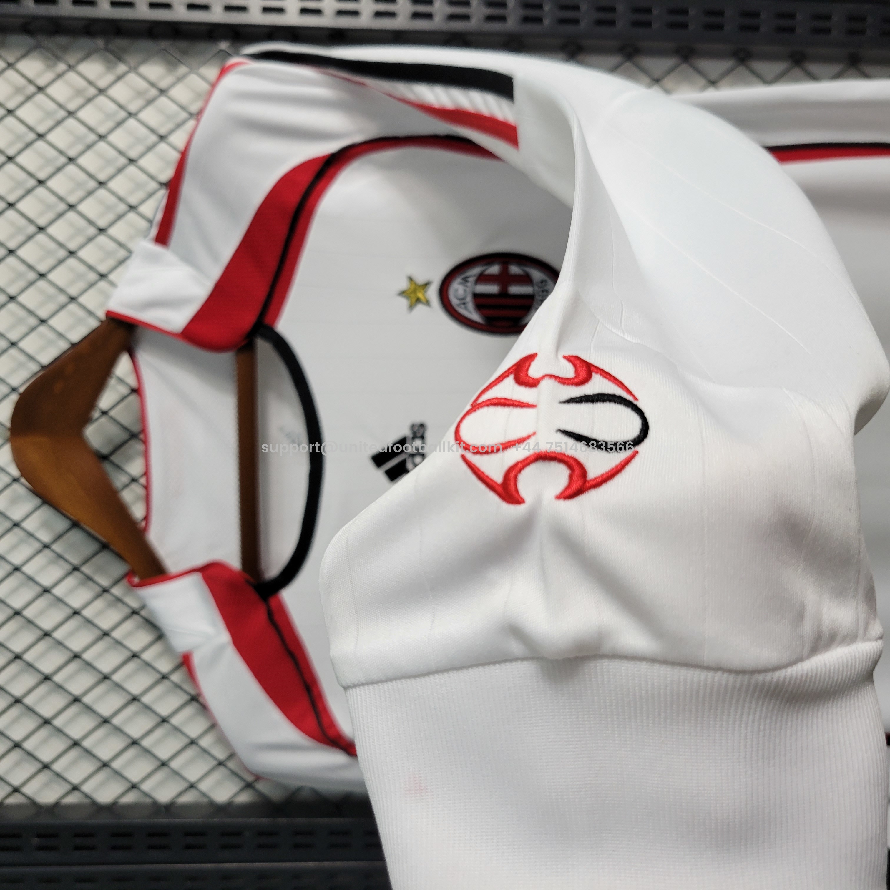 Unitedfootballkit.com | Retro AC Milan 06-07 Away Stadium Long Sleeve Jersey - Champions League Final -Customize Name, Number and Patch | Worldwide Shipping