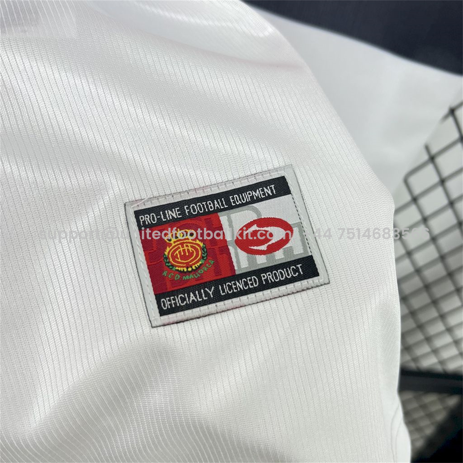 Unitedfootballkit.com | Retro Mallorca 2001-02 Away Jersey -Customize Name, Number and Patch | Worldwide Shipping