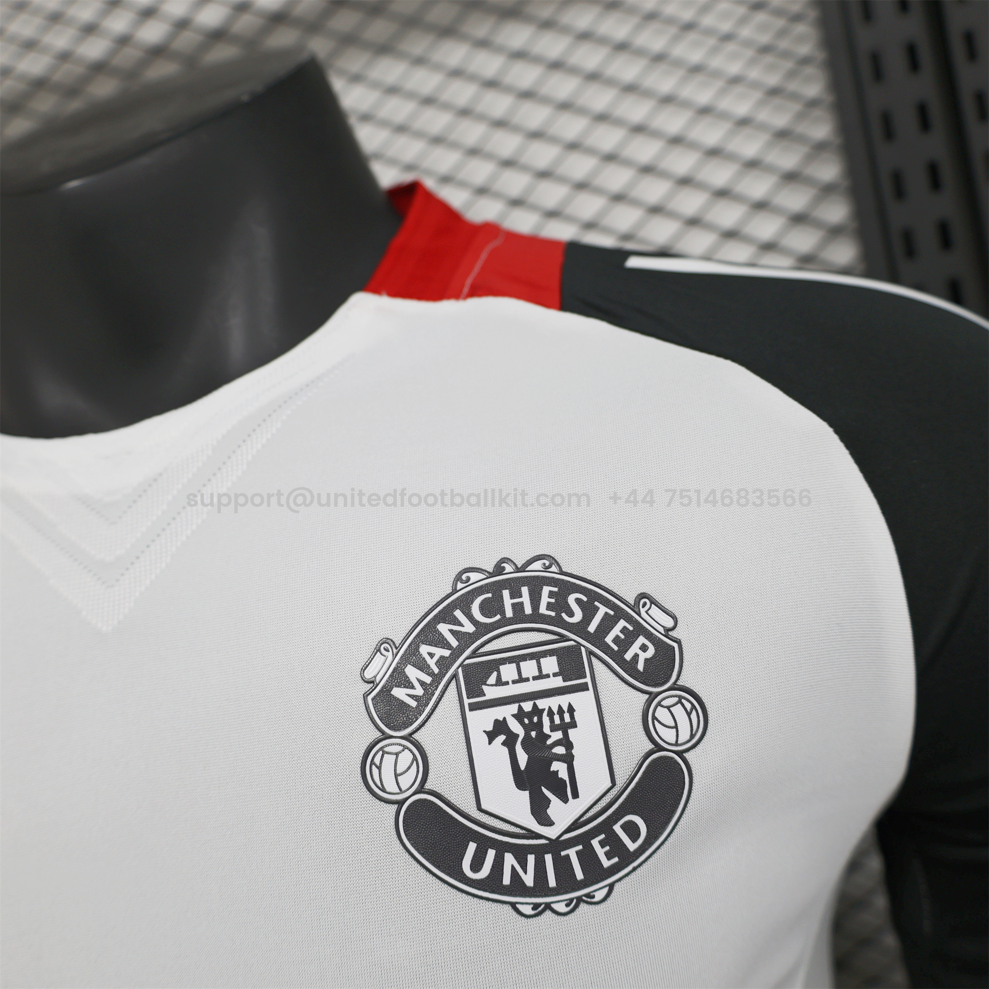 Unitedfootballkit.com | Manchester United 24-25 White Training 3 Jersey - Player Version -Customize Name, Number and Patch | Worldwide Shipping