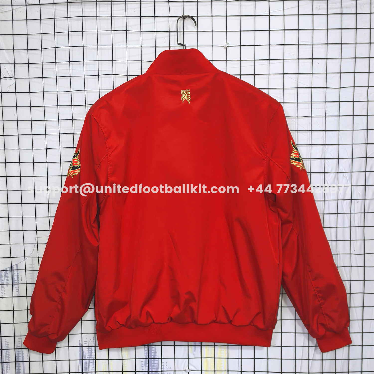 Unitedfootballkit.com | Retro Manchester United 2019-20 Red Windbreaker Jacket -Customize Name, Number and Patch | Worldwide Shipping