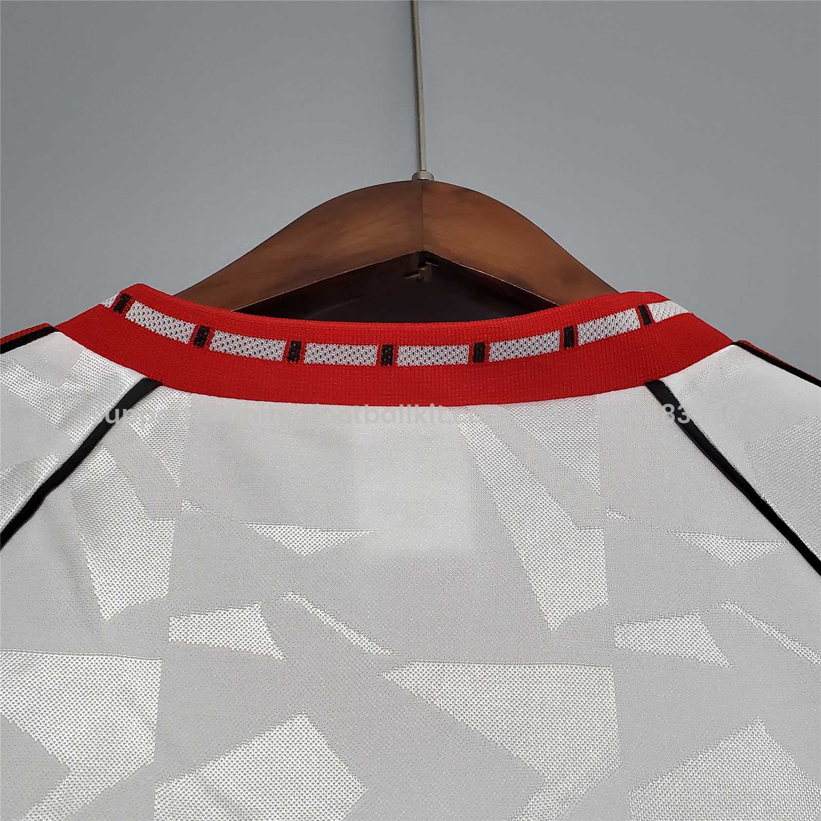 Unitedfootballkit.com | Retro Manchester United 90-91 Third Away Jersey -Customize Name, Number and Patch | Worldwide Shipping