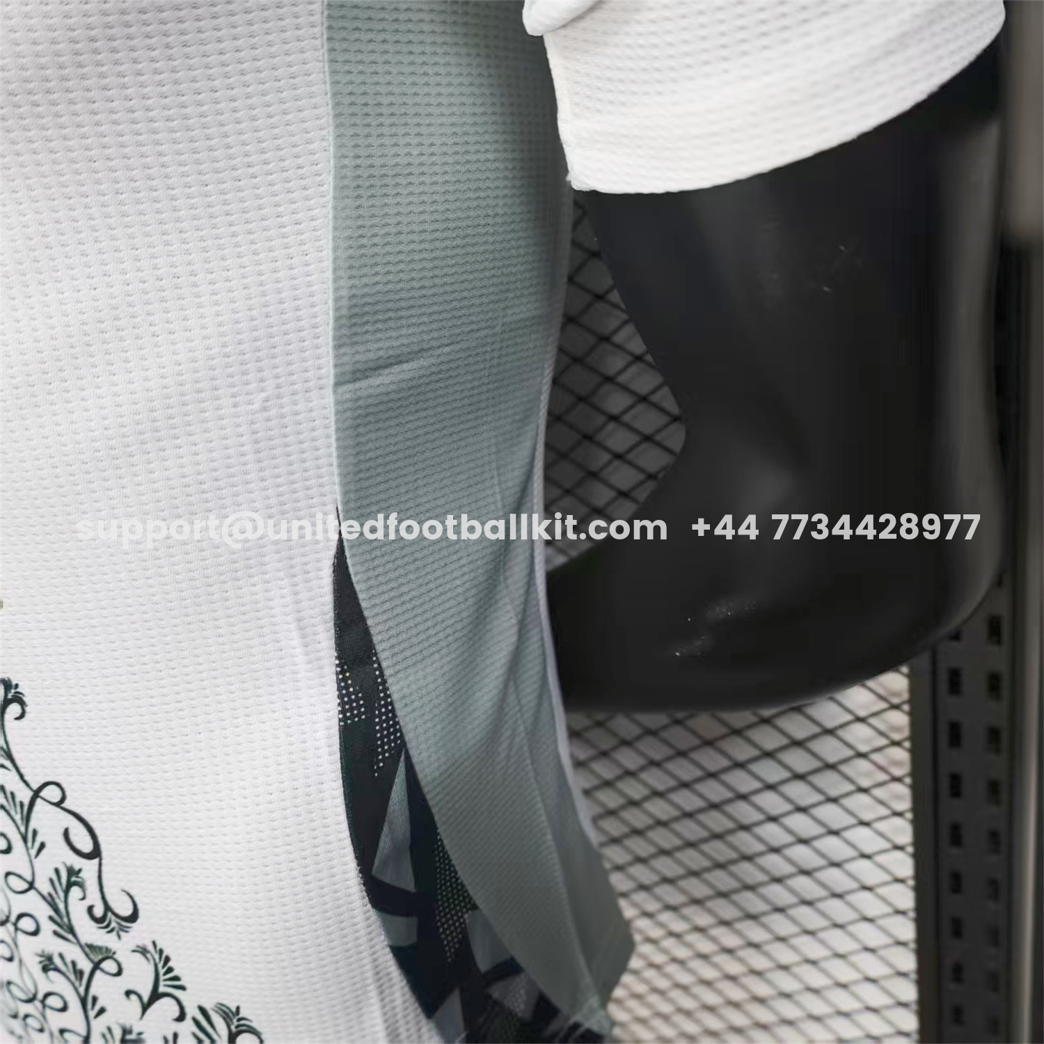 Unitedfootballkit.com | Algeria 25-26 Grey Plant White Special Jersey - Player Version -Customize Name, Number and Patch | Worldwide Shipping